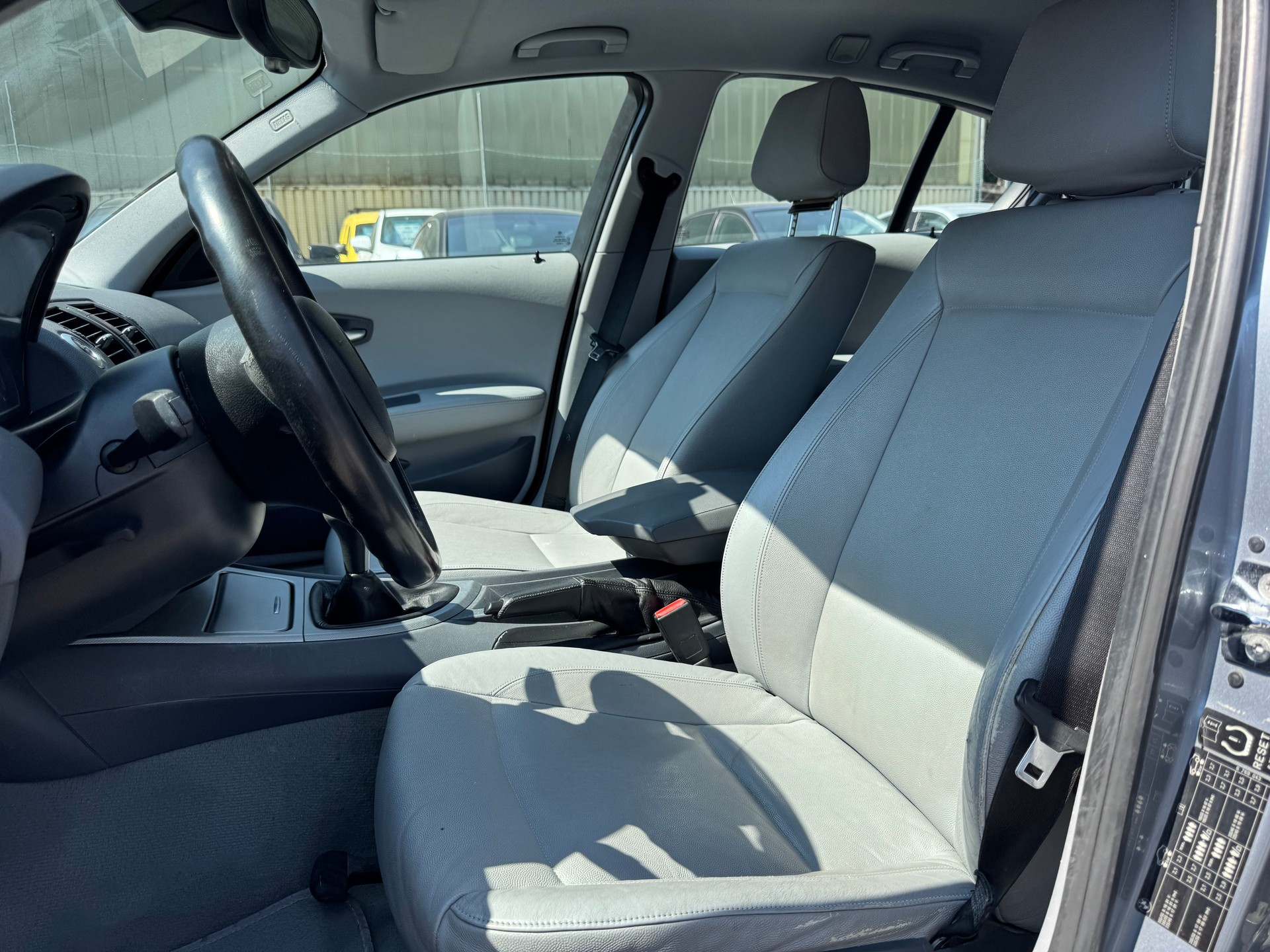 BMW 120d-image-8