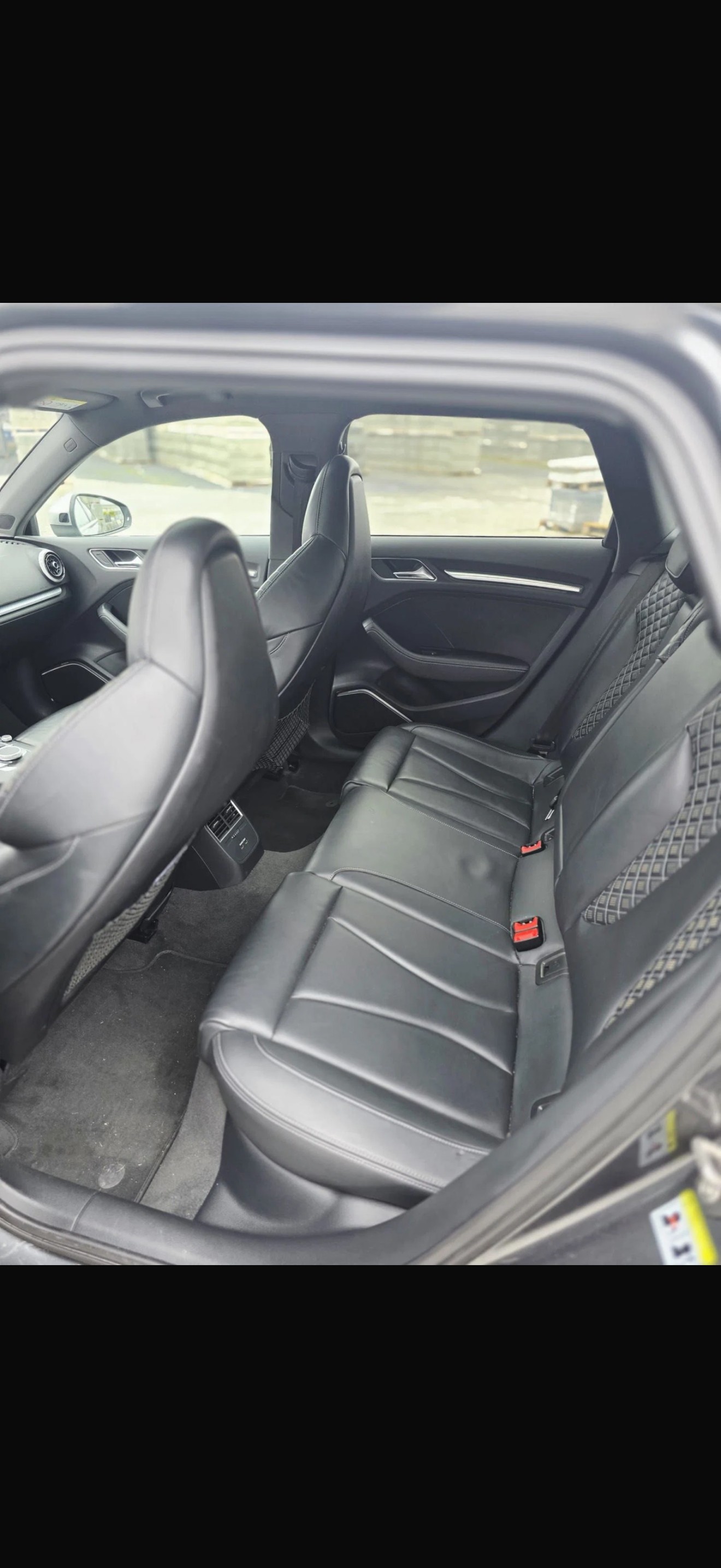AUDI RS3 2.5 T FSI quattro S-Tronic-image-5