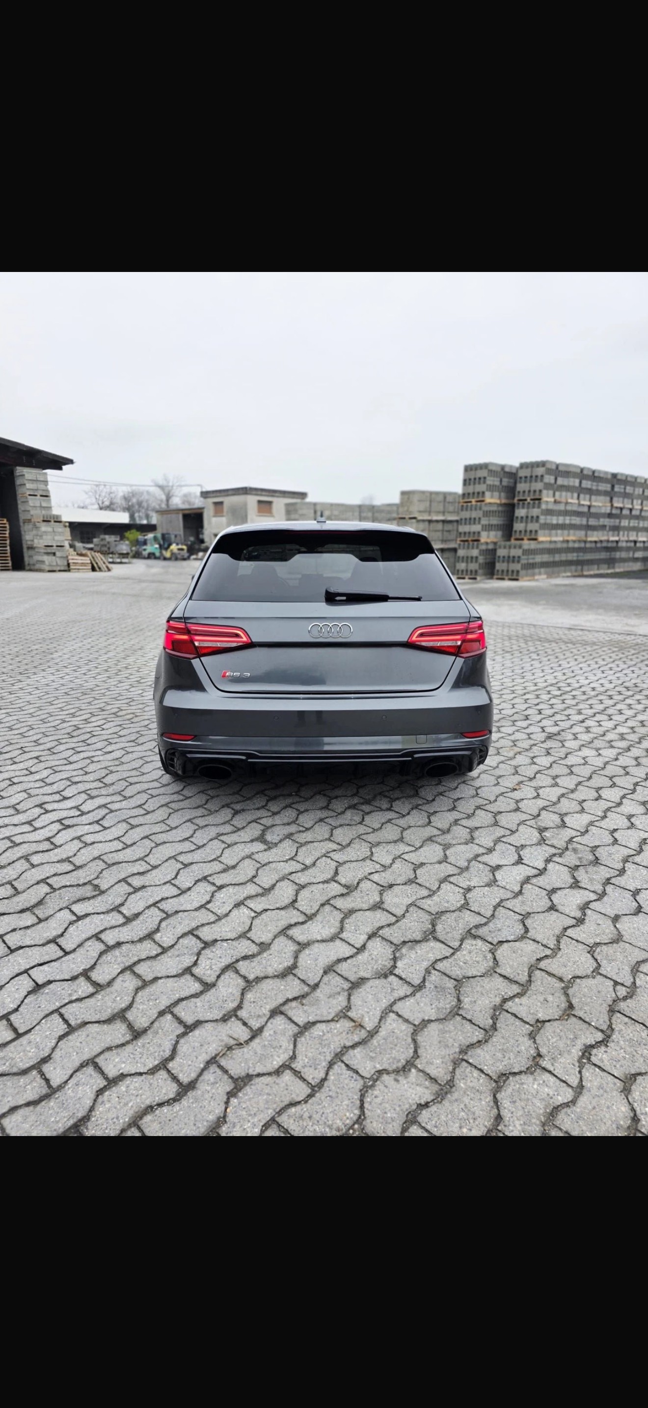 AUDI RS3 2.5 T FSI quattro S-Tronic-image-3