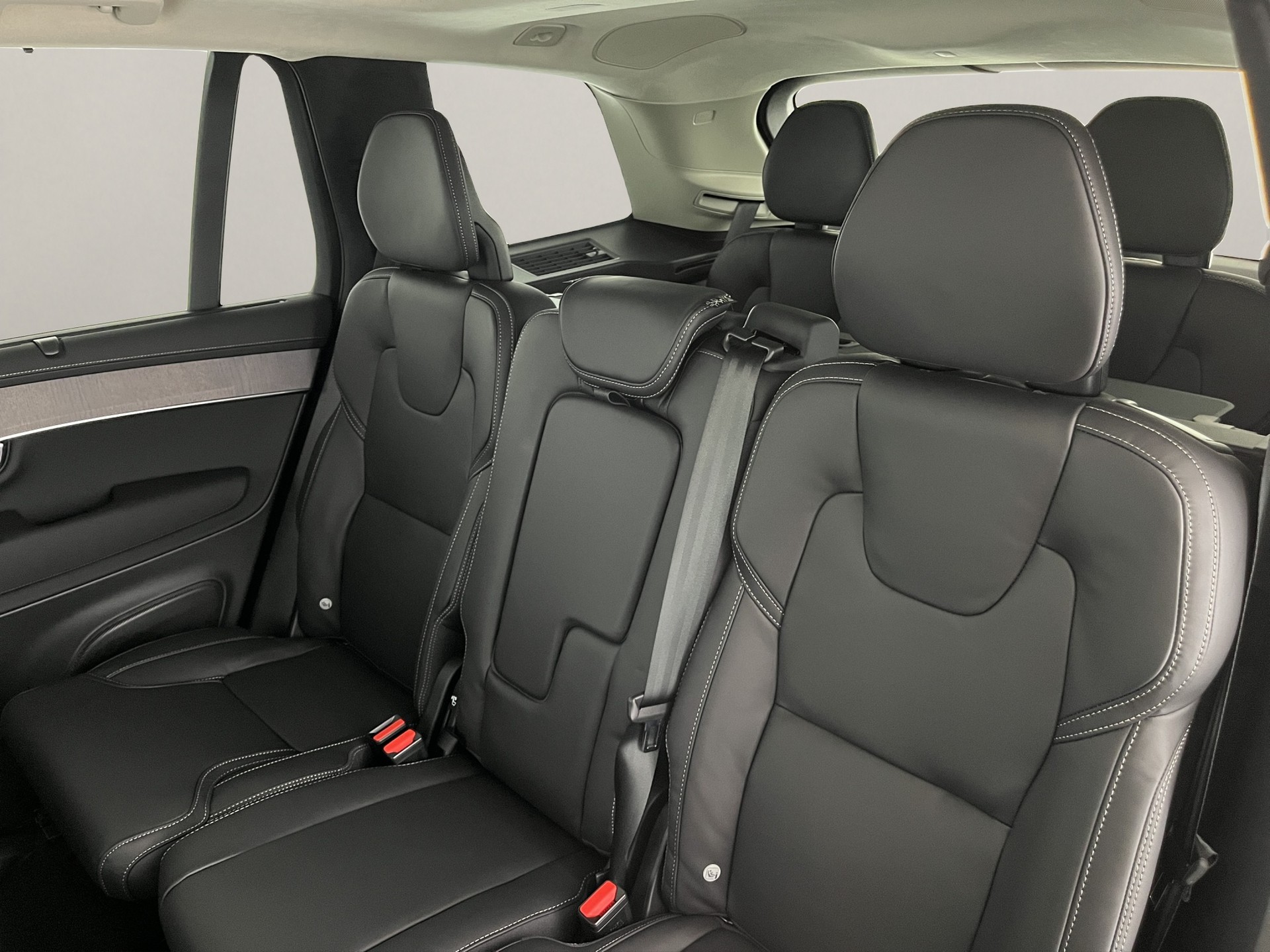 VOLVO XC90 2.0 T8 TE Ultra Dark eAWD-image-17
