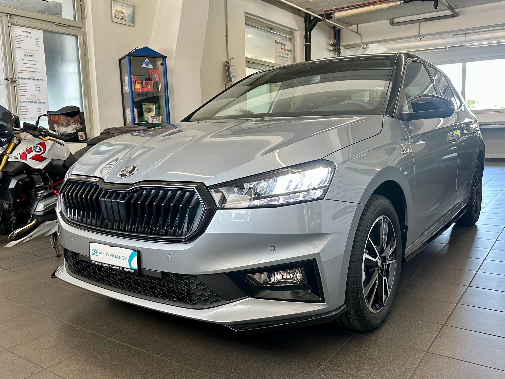 SKODA Fabia 1.5 TSI Monte Carlo DSG-showroom-element-2