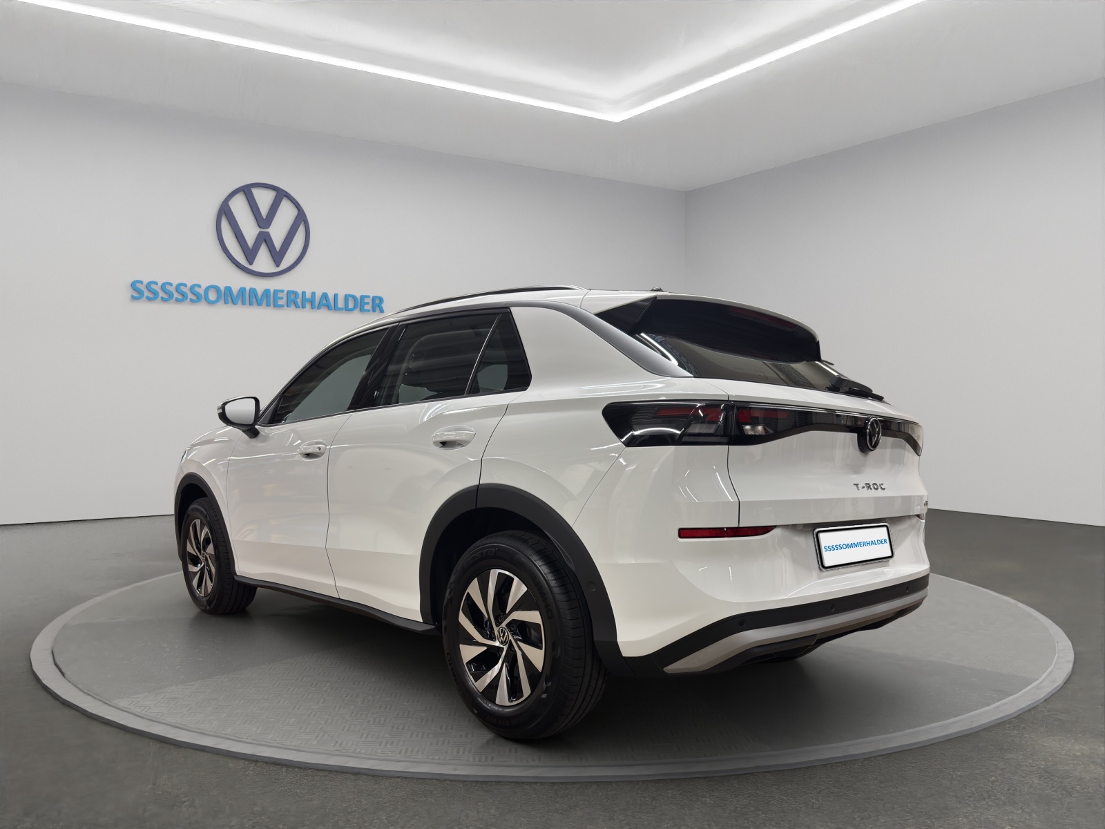 VW T-Roc 1.5 eTSI mHEV Trend DSG-showroom-element-2