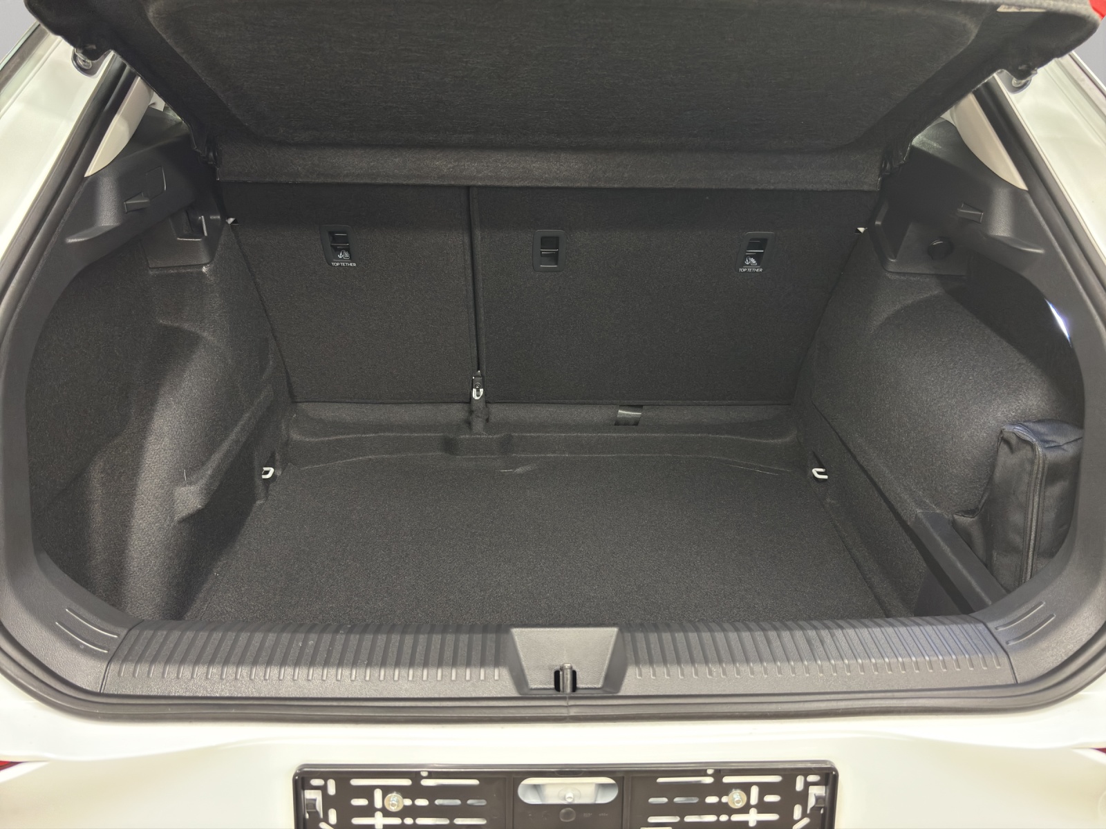 VW T-Roc 1.5 eTSI mHEV Trend DSG-image-10