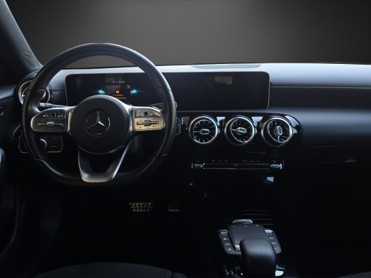 MERCEDES-BENZ A 220 AMG Line 4Matic-image-8