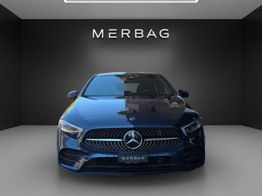 MERCEDES-BENZ A 220 AMG Line 4Matic-image-1