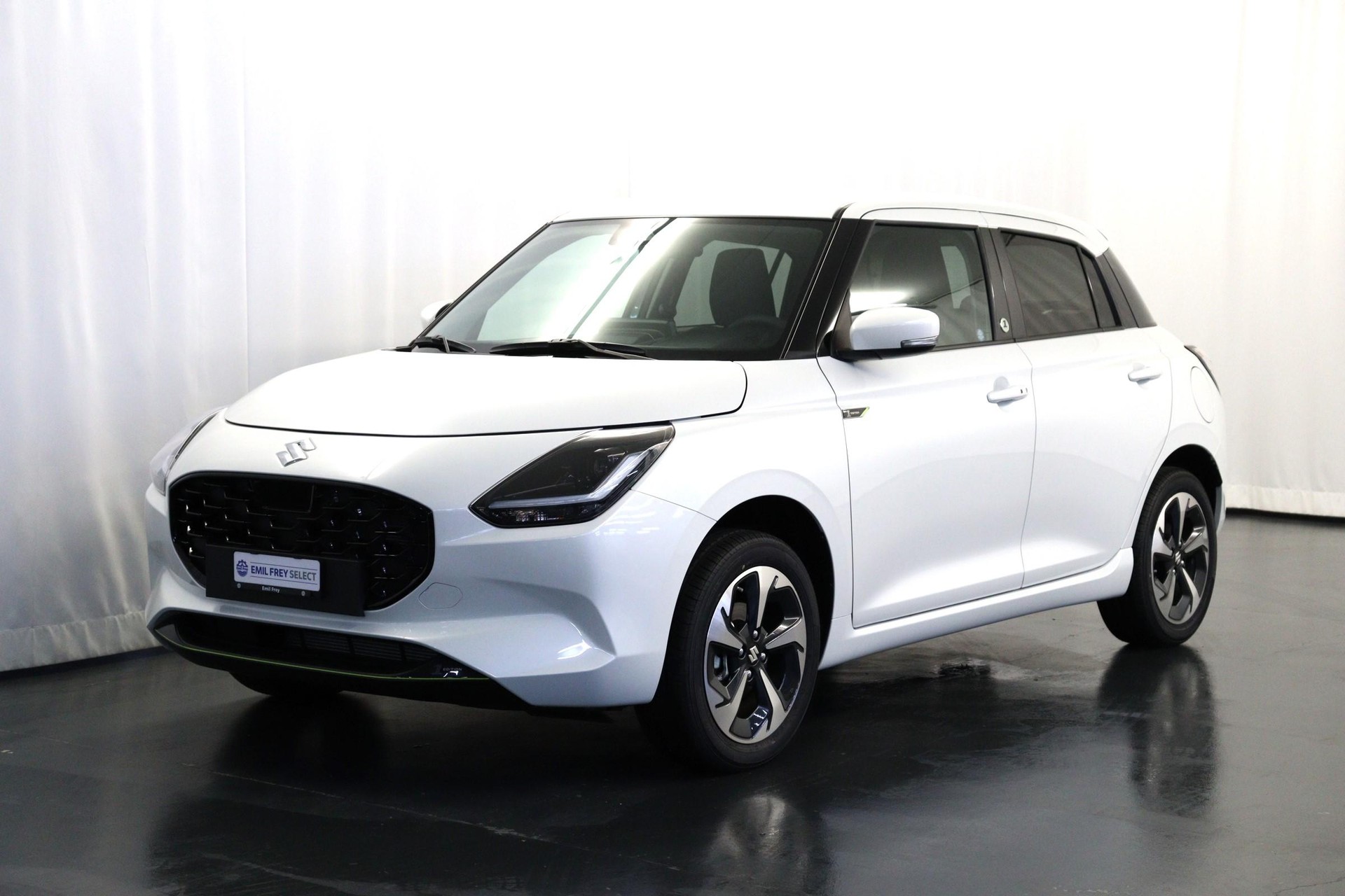 SUZUKI Swift 1.2 1st Edition Top Hybrid 4x4-image-1