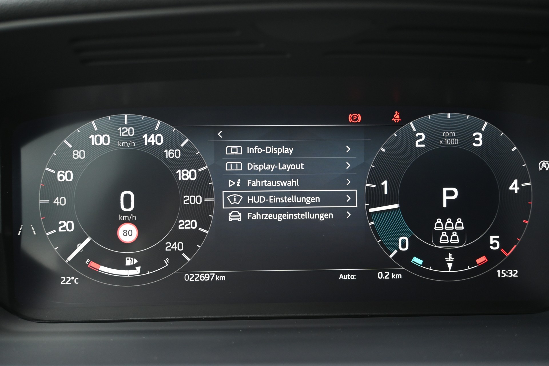 LAND ROVER Discovery 3.0D I6 350 Dynamic HSE AWD Automatic 7-Plätzer 350PS + AHK 3500kg + Werksgarantie 02.2030-image-20