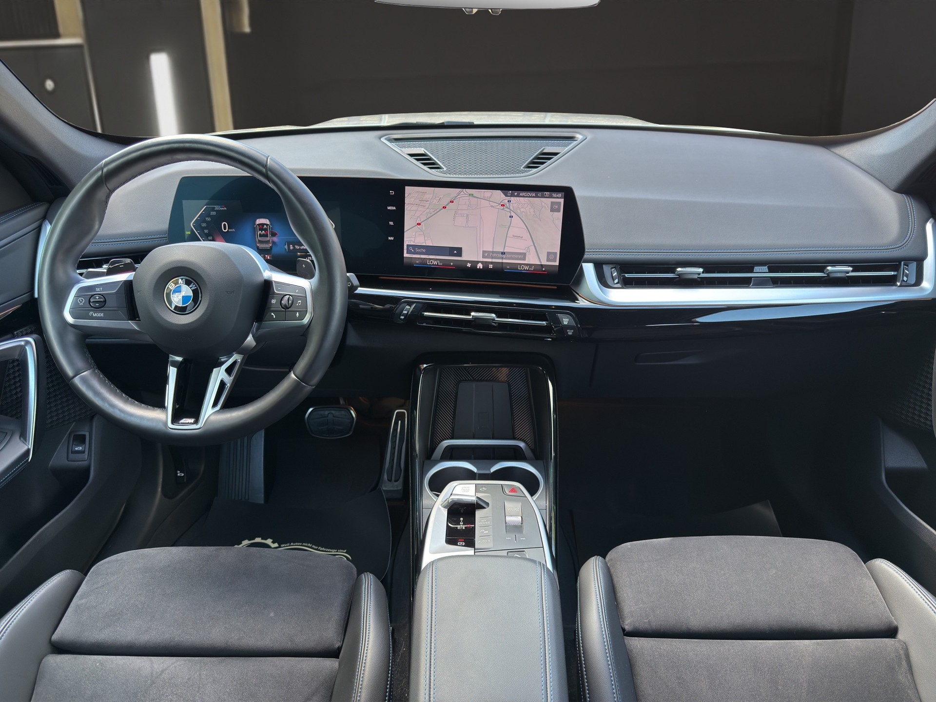 BMW X1 xDrive 20d 48V M Sport-image-10