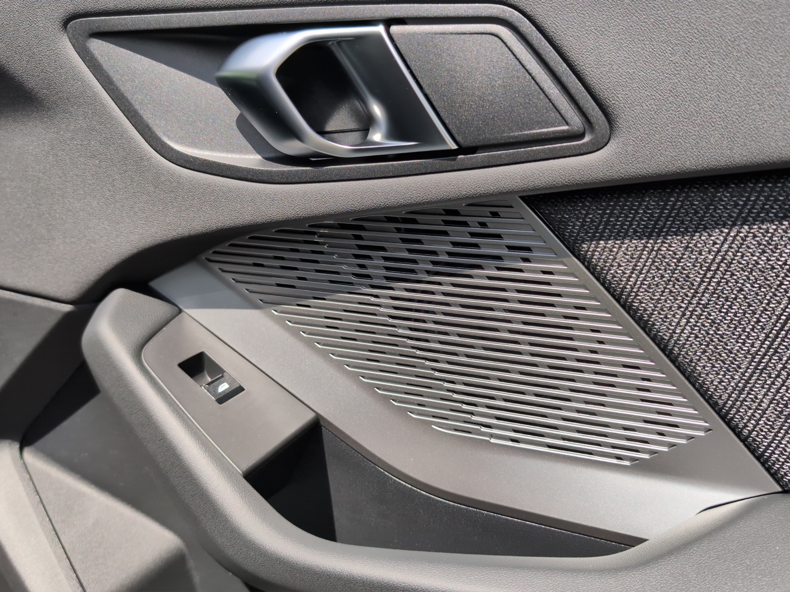 BMW 120 Steptronic-image-18