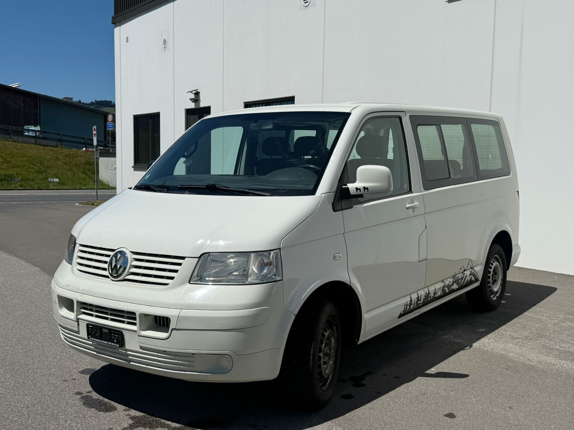 VW T5 Caravelle Trend 1.9 TDI PD-image-0