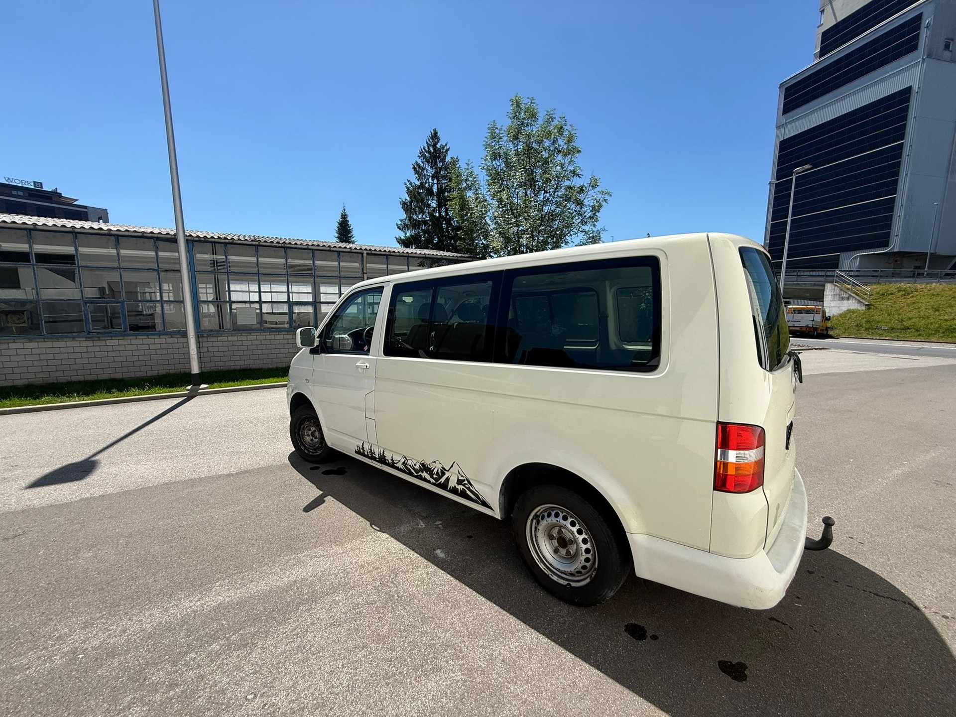 VW T5 Caravelle Trend 1.9 TDI PD-image-10