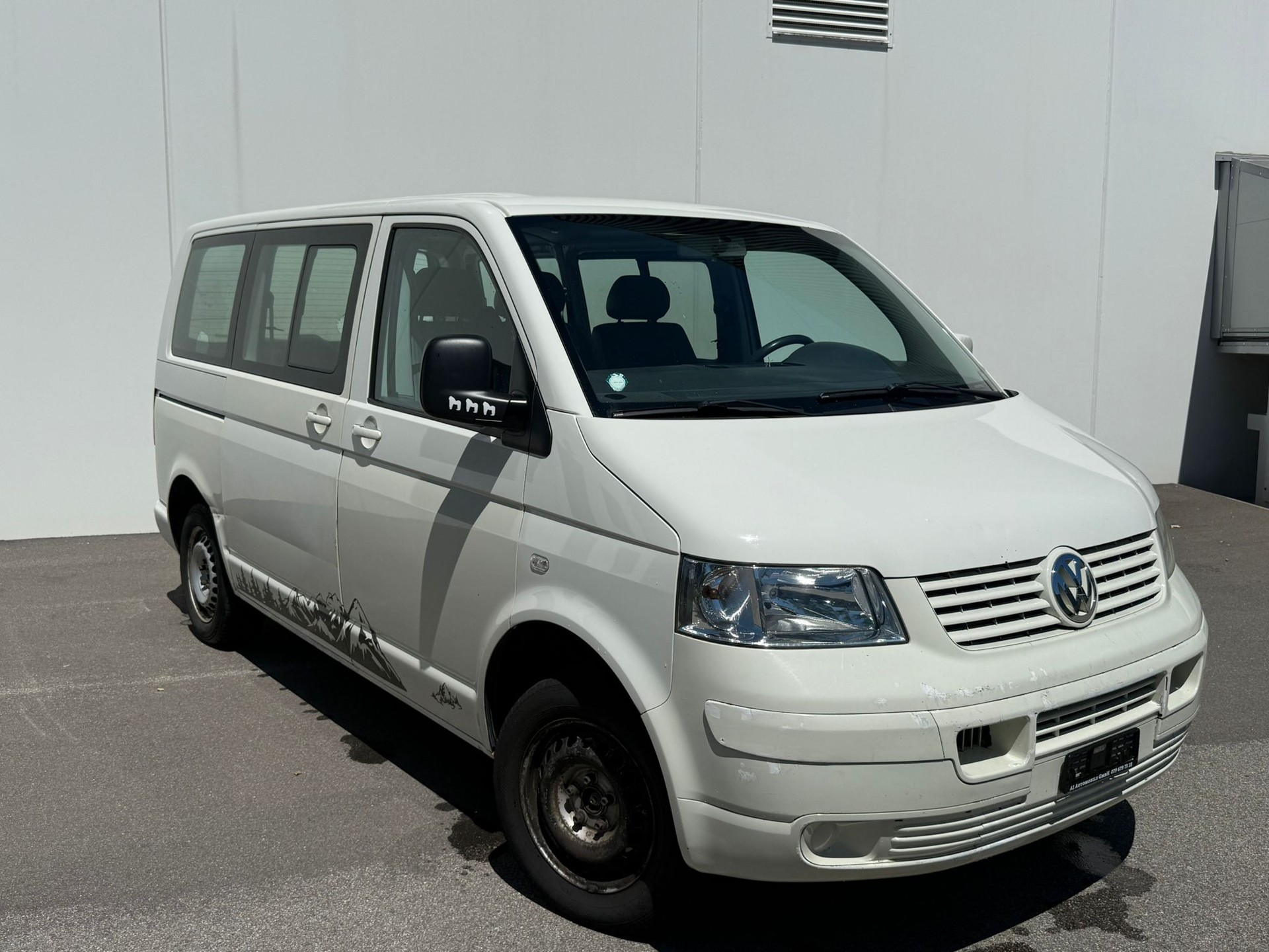 VW T5 Caravelle Trend 1.9 TDI PD-image-2