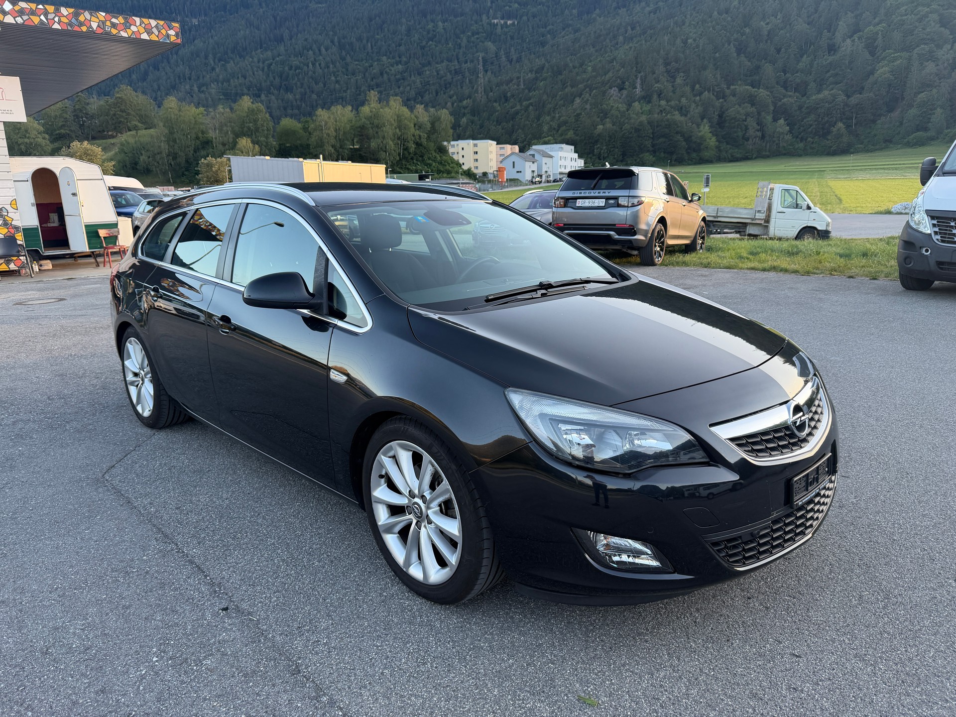 OPEL Astra SportsTourer 1.6i 16V Turbo Cosmo-image-2