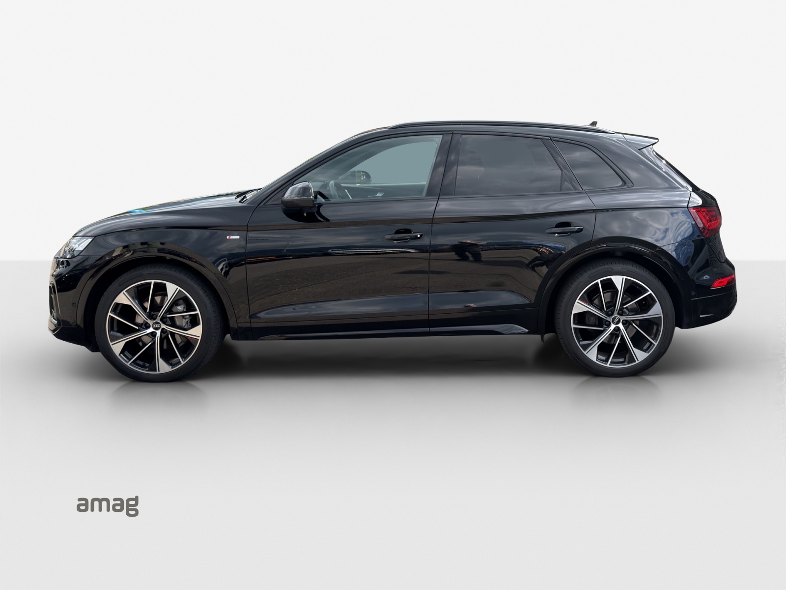AUDI Q5 45 TFSI S-line quattro S-tronic-image-1