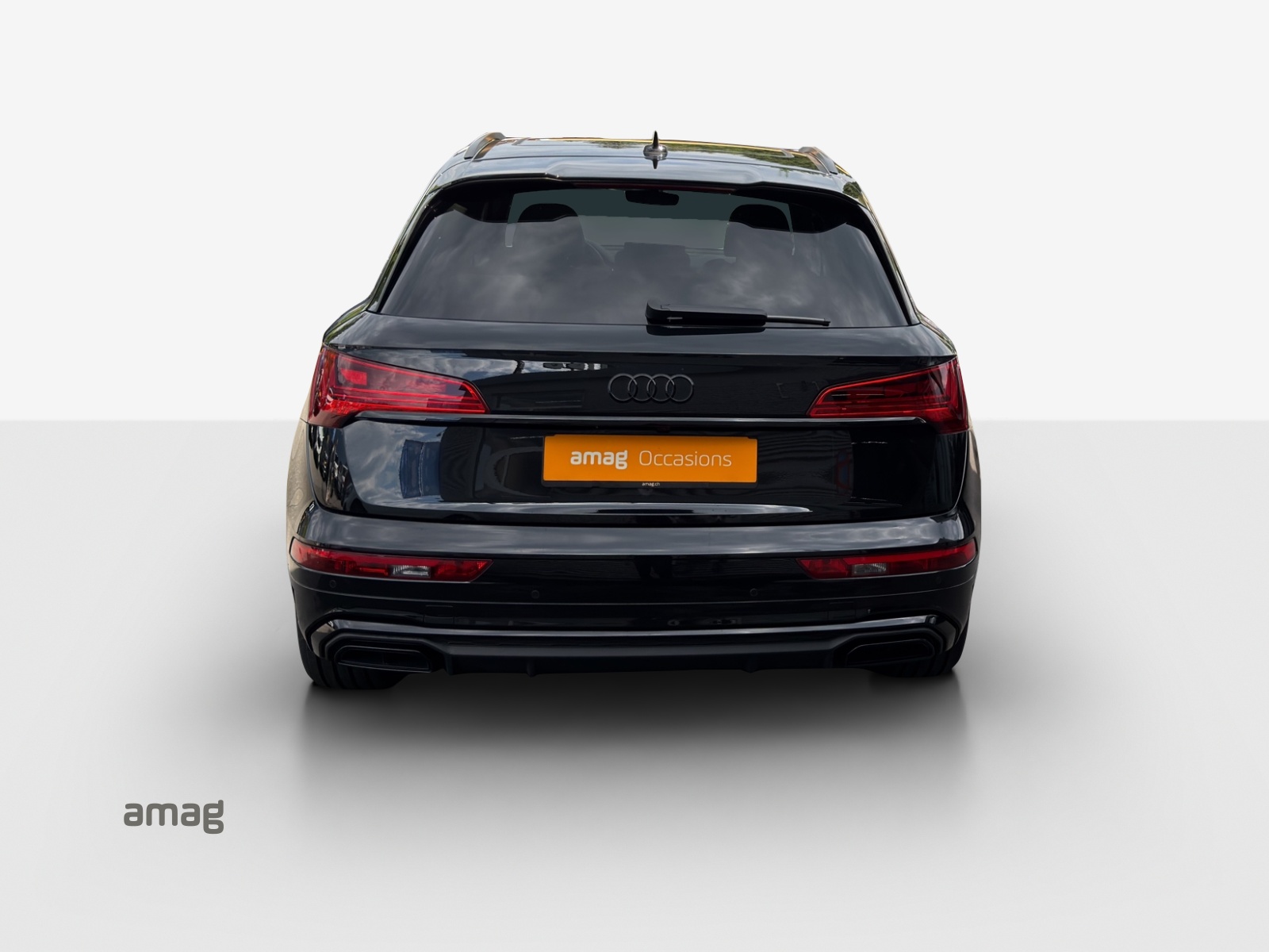 AUDI Q5 45 TFSI S-line quattro S-tronic-image-3