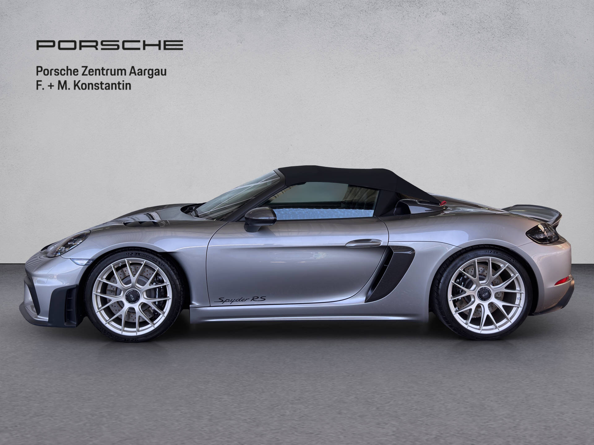 PORSCHE 718 Spyder RS-image-2