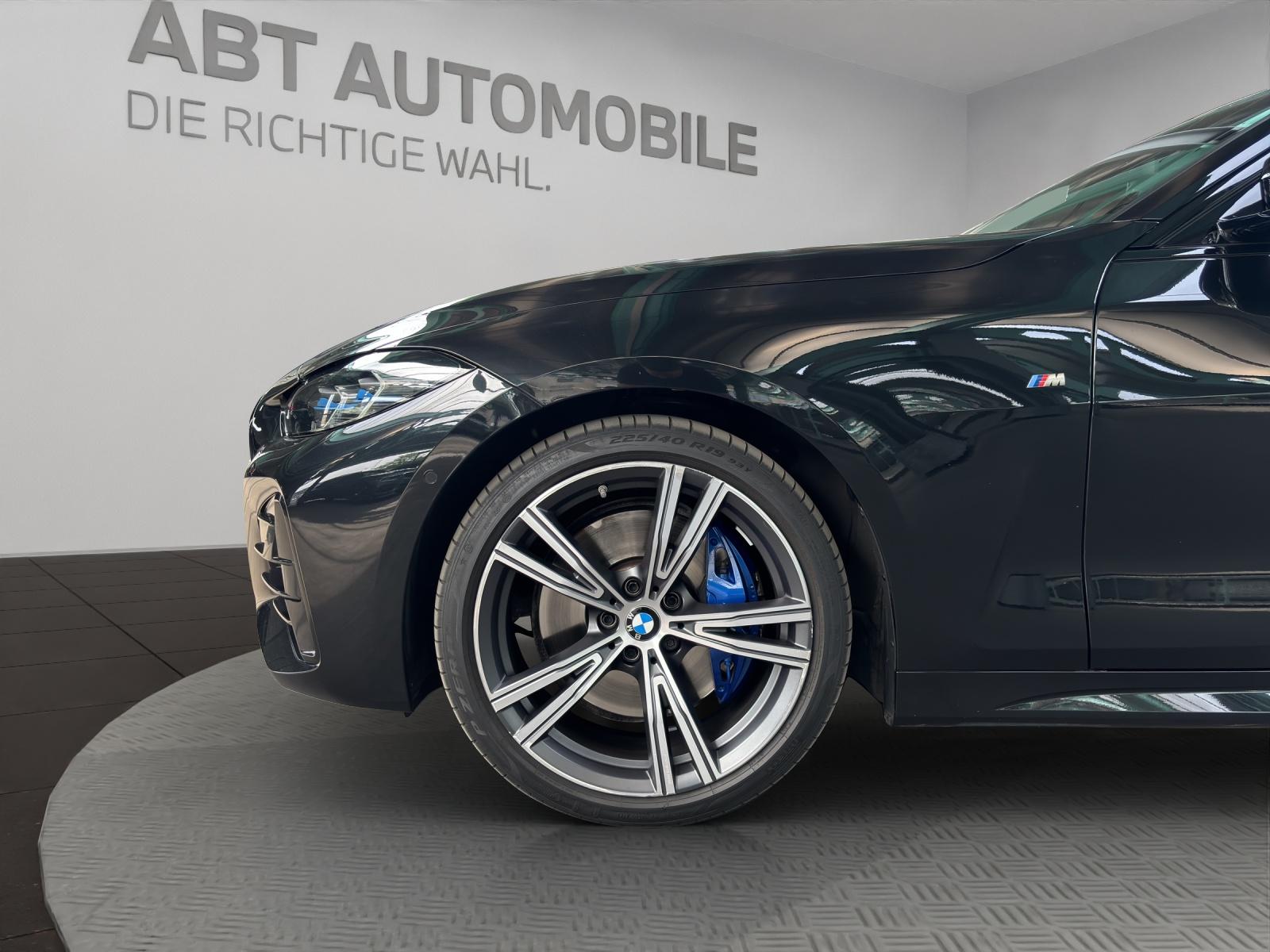 BMW M440i xDrive Coupé-image-23