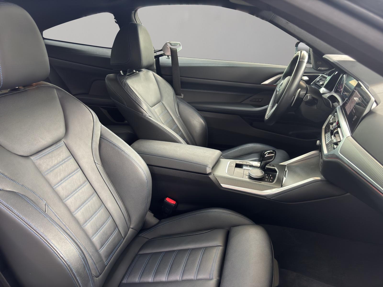 BMW M440i xDrive Coupé-image-10