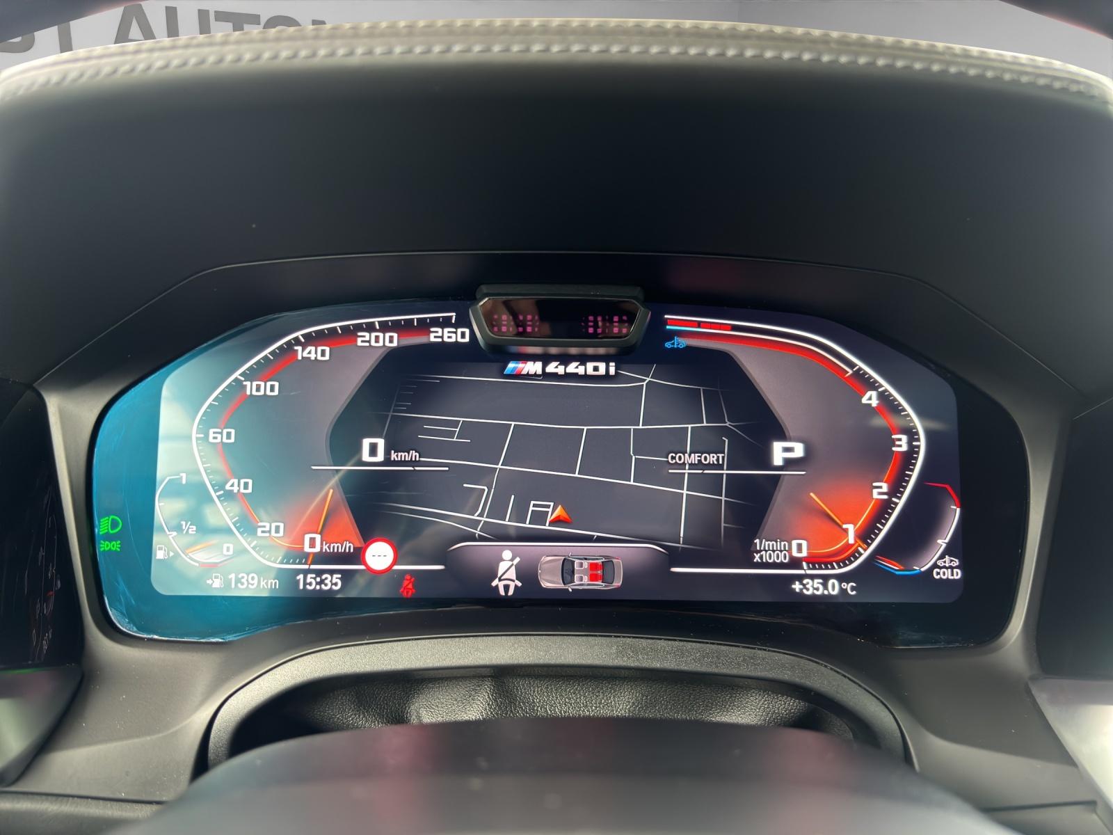 BMW M440i xDrive Coupé-image-8