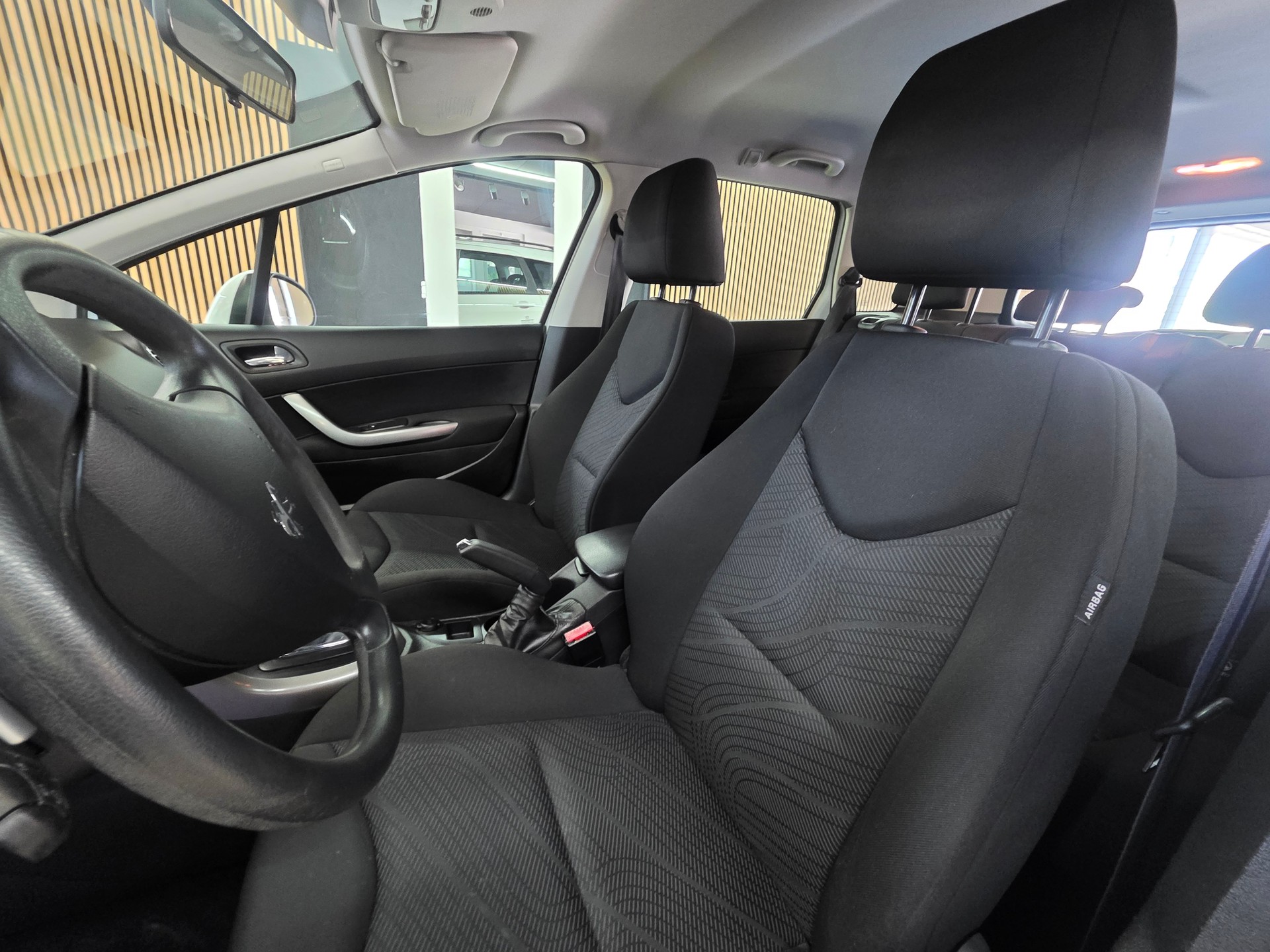 PEUGEOT 308 SW 1.6 HDI Access EGS6-image-9