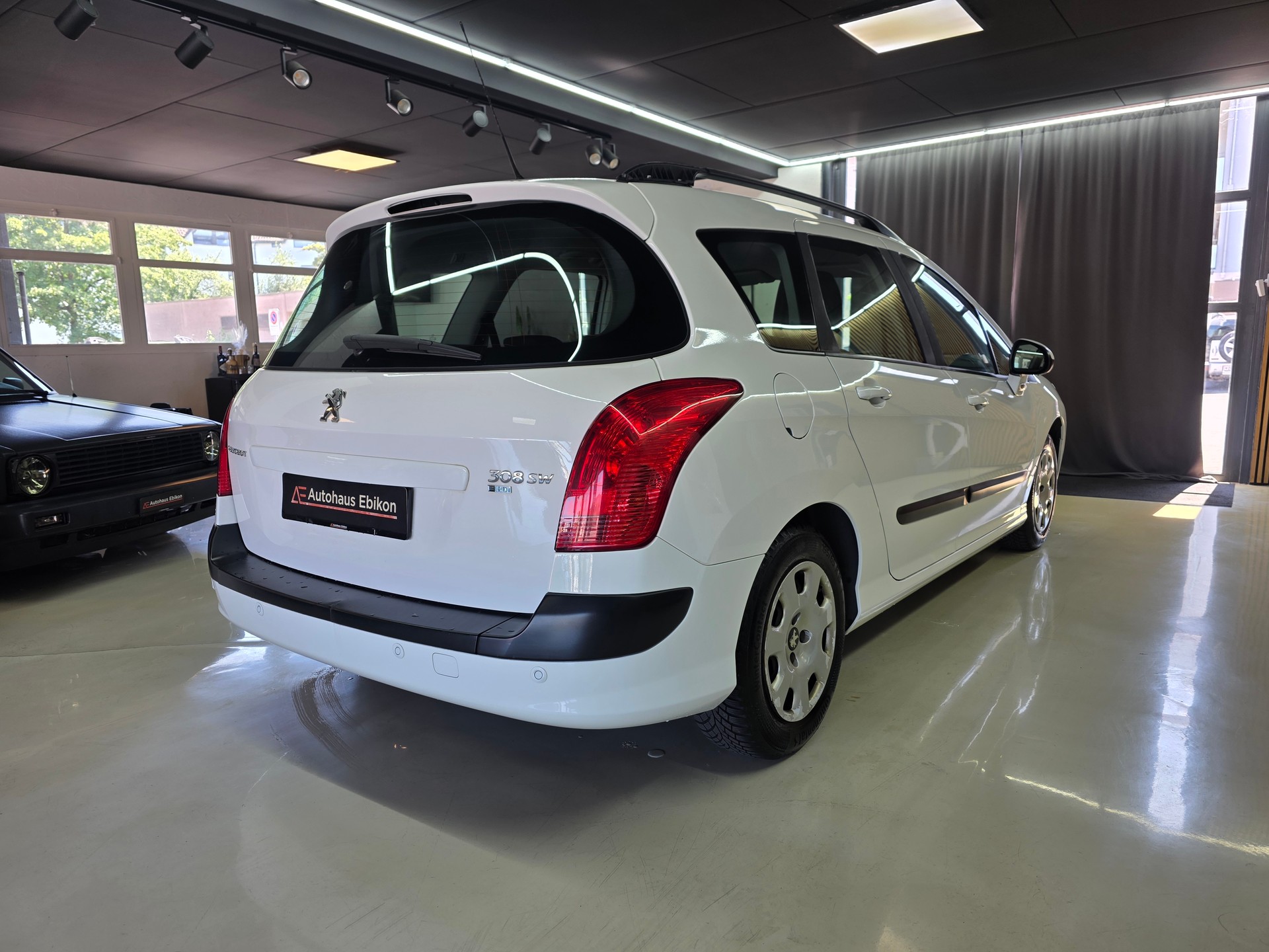 PEUGEOT 308 SW 1.6 HDI Access EGS6-image-6