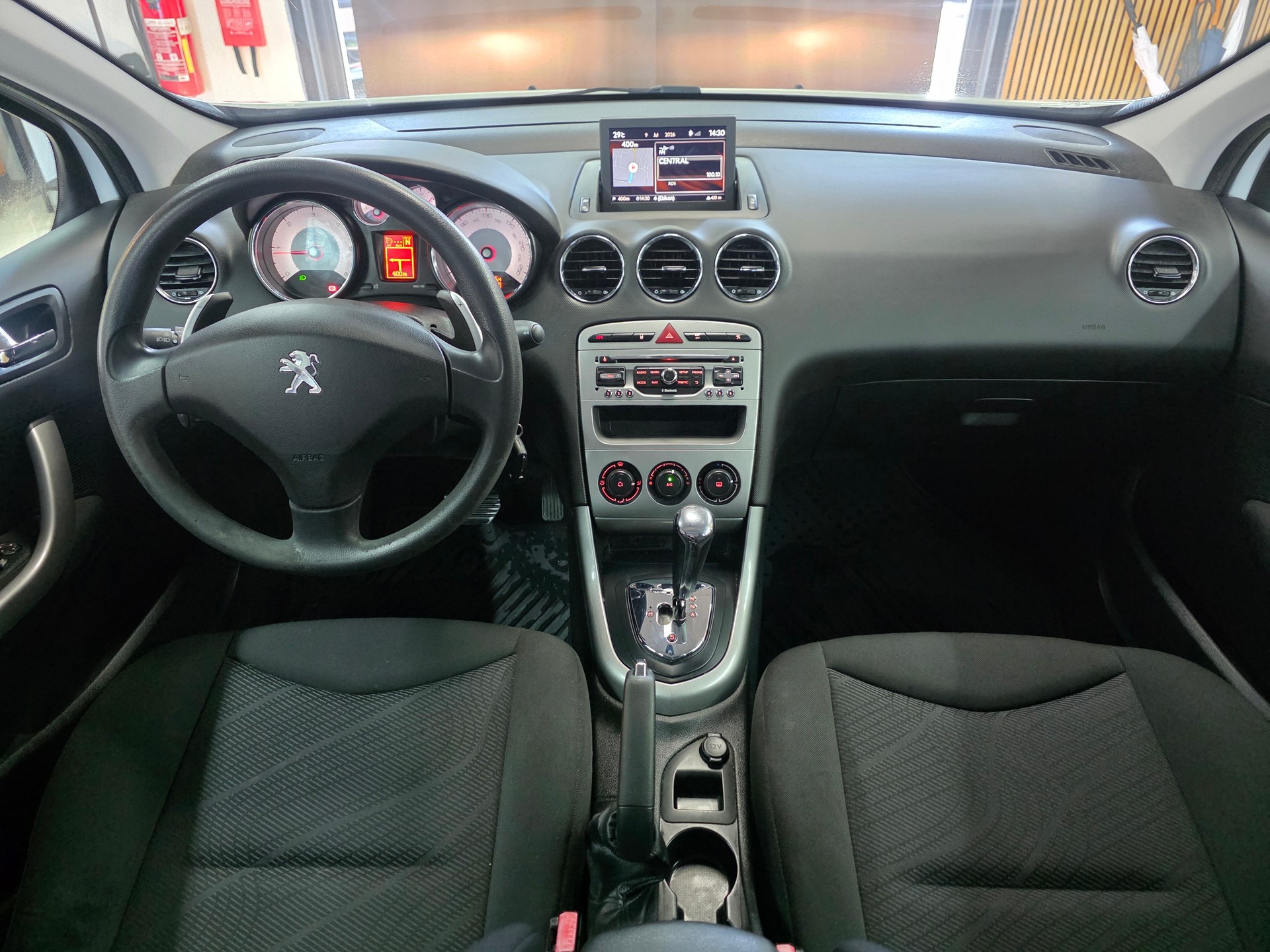 PEUGEOT 308 SW 1.6 HDI Access EGS6-image-11