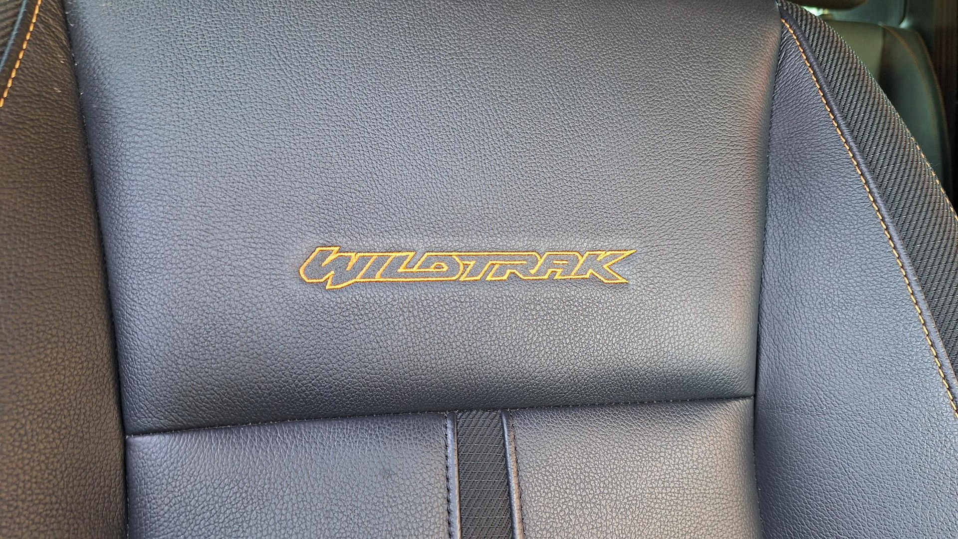 FORD Wildtrack-image-3