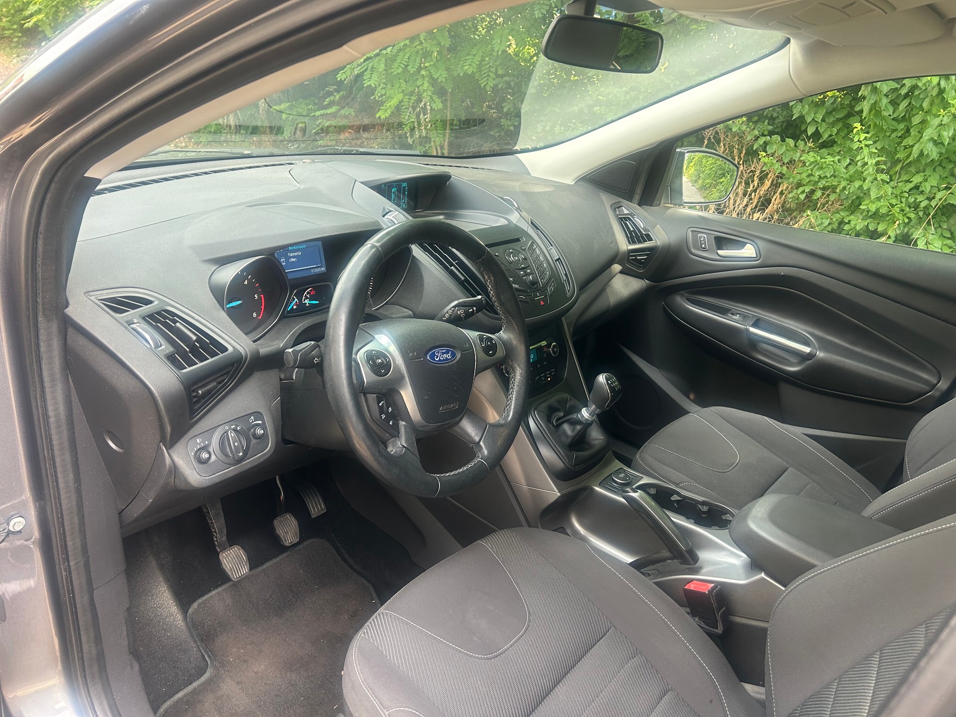 FORD Kuga 2.0 TDCi Titanium S 4WD-image-4