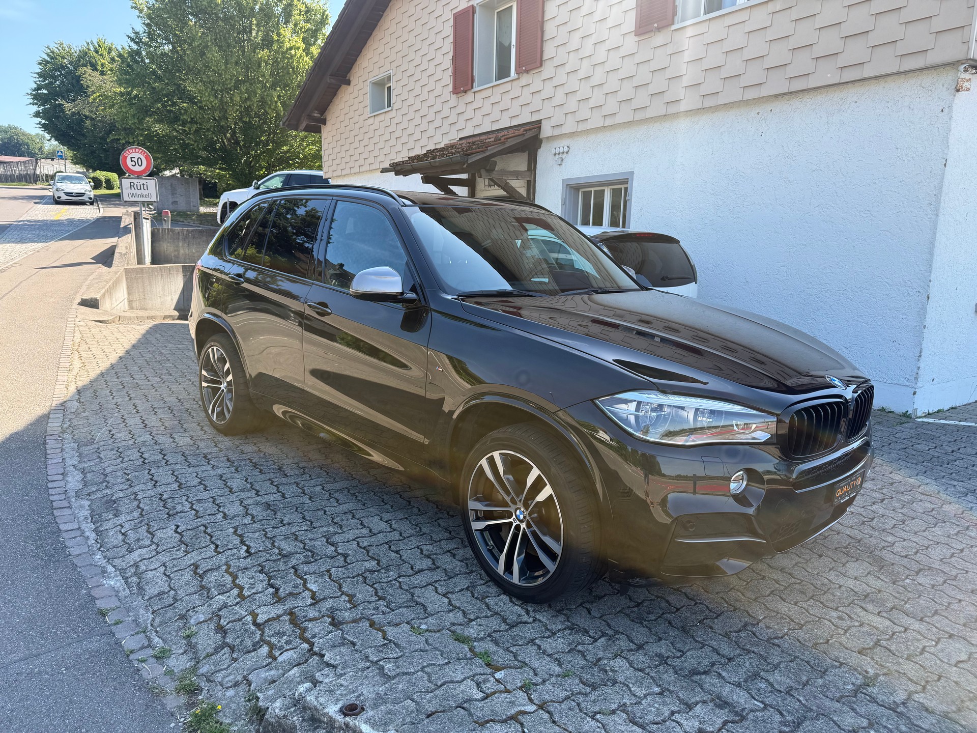 BMW X5 xDrive M50d Steptronic-image-1