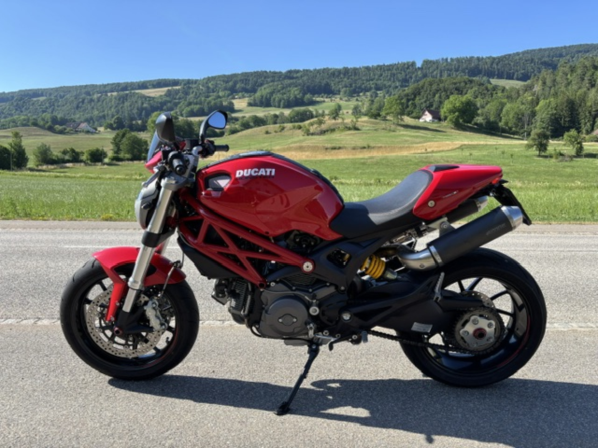 DUCATI 796 Monster-image-2
