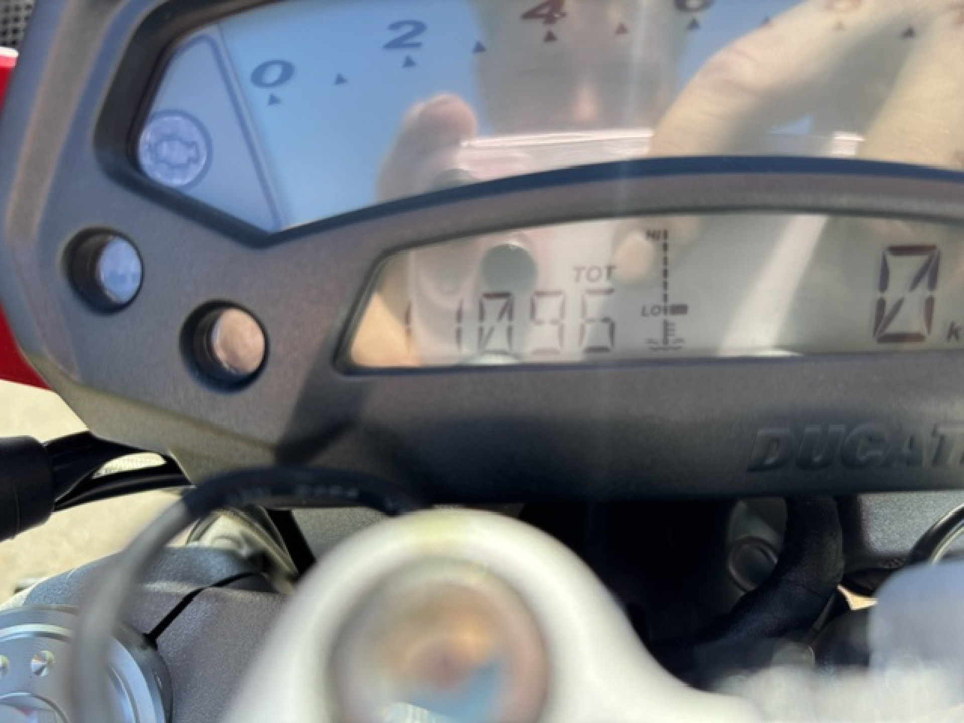 DUCATI 796 Monster-image-3