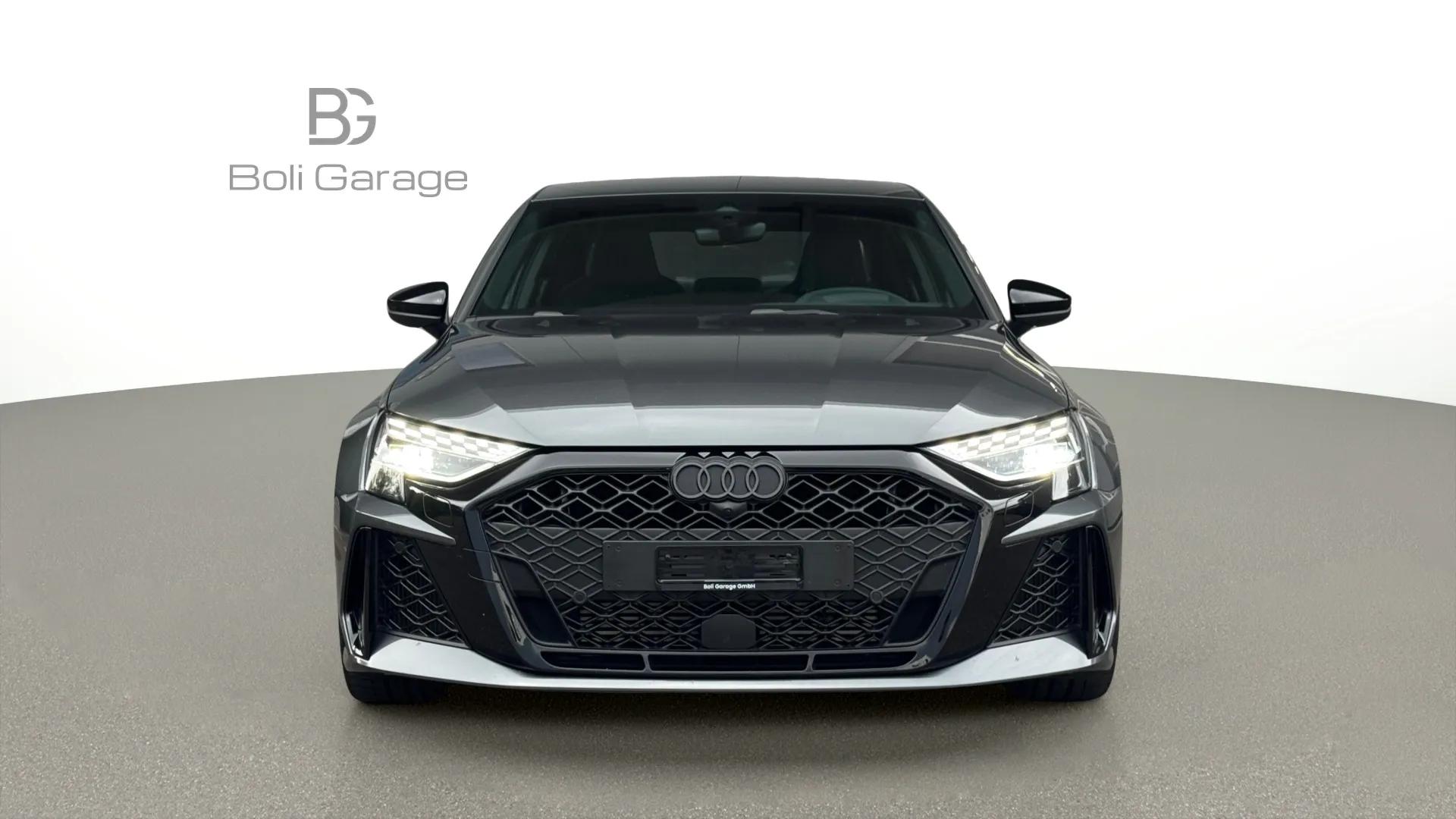 AUDI RS3 Limousine 2.5 TSI quattro S-tronic-image-7