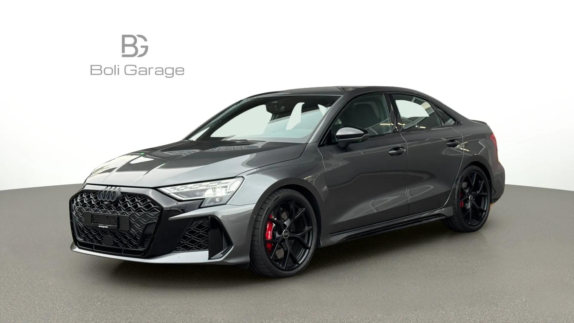 AUDI RS3 Limousine 2.5 TSI quattro S-tronic-image-0