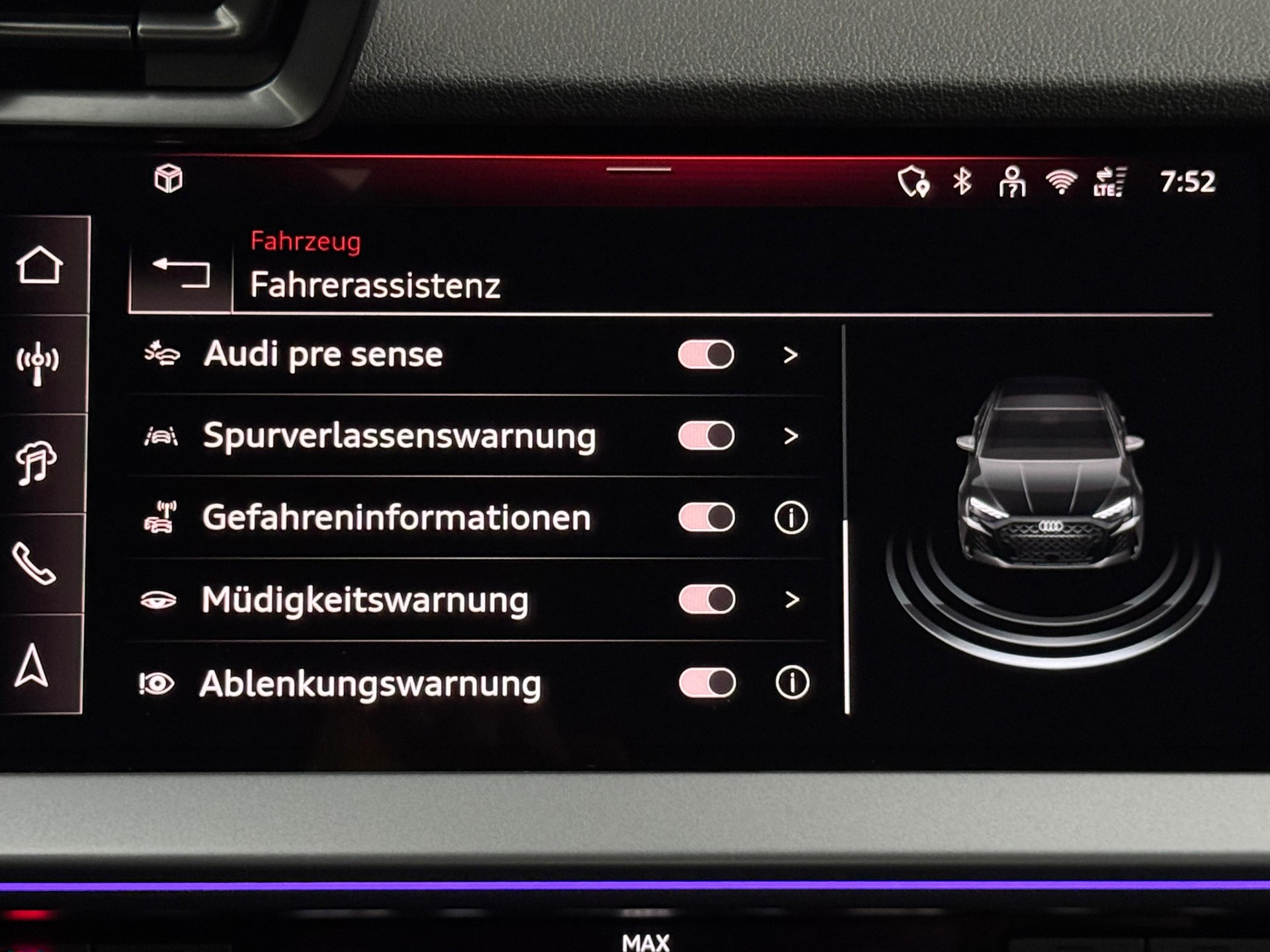 AUDI RS3 Limousine 2.5 TSI quattro S-tronic-image-24