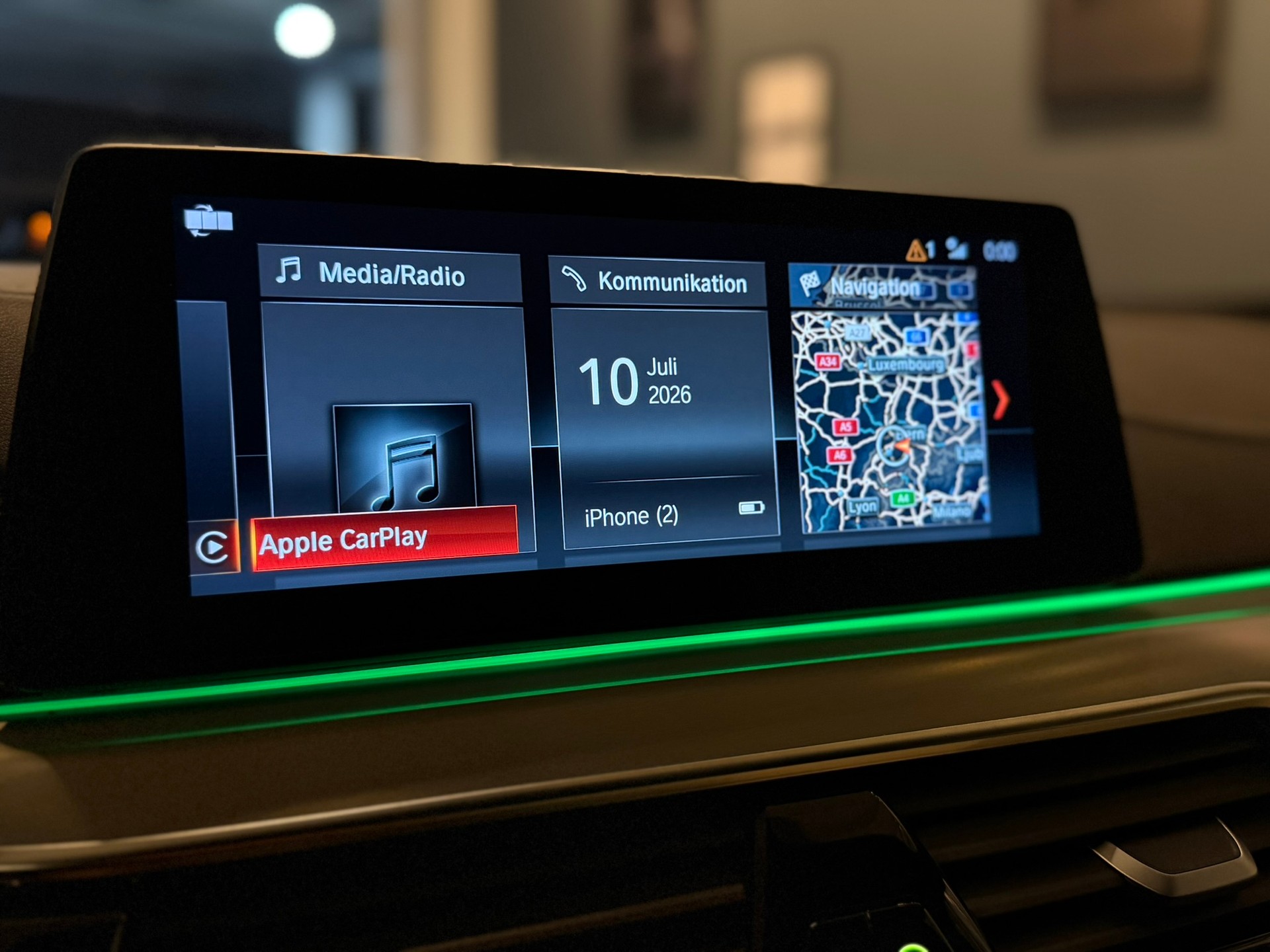 BMW 530d xDrive Touring Luxury Line Steptronic-image-20