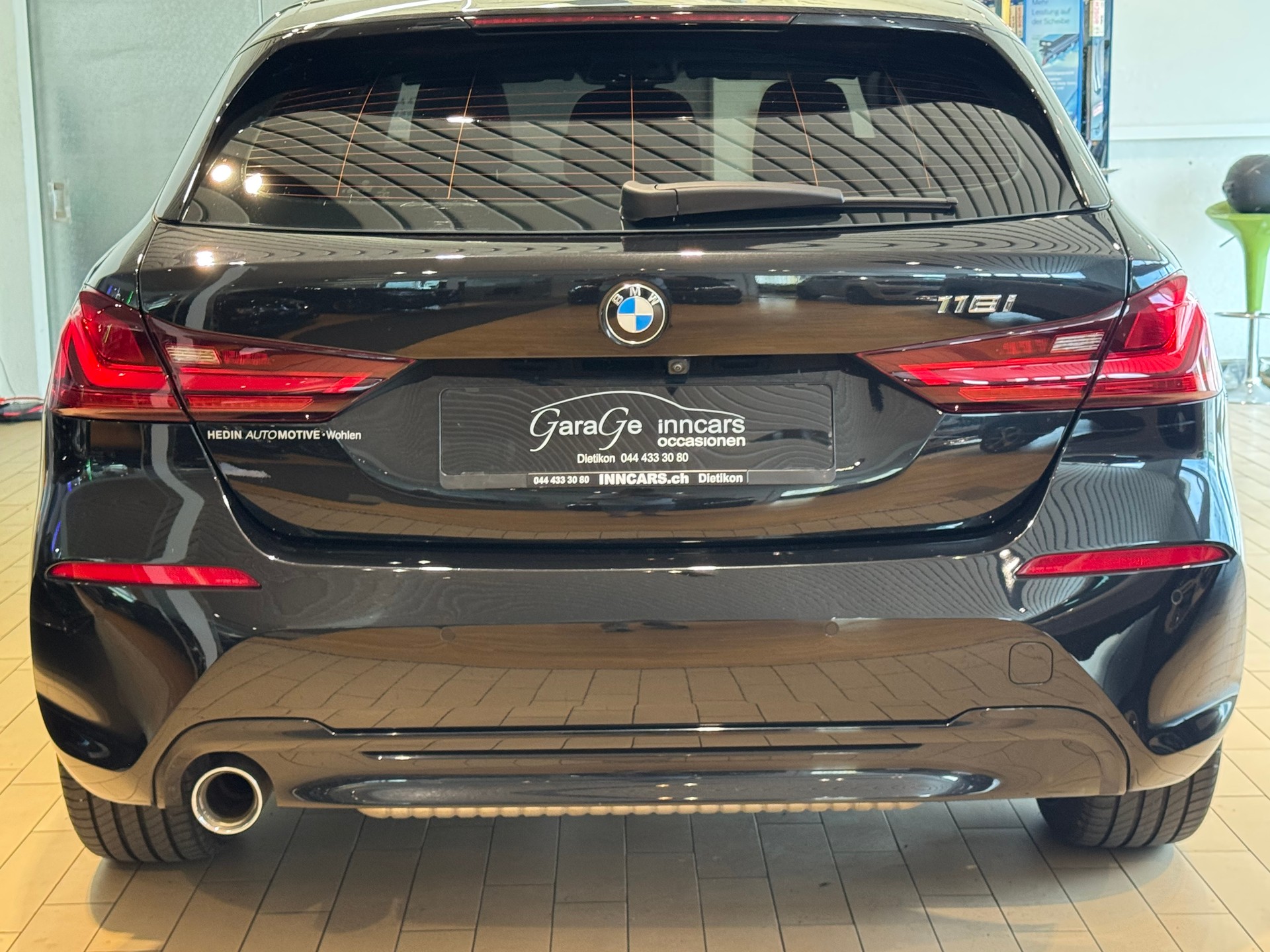 BMW 118i Sport Line Steptronic-image-3