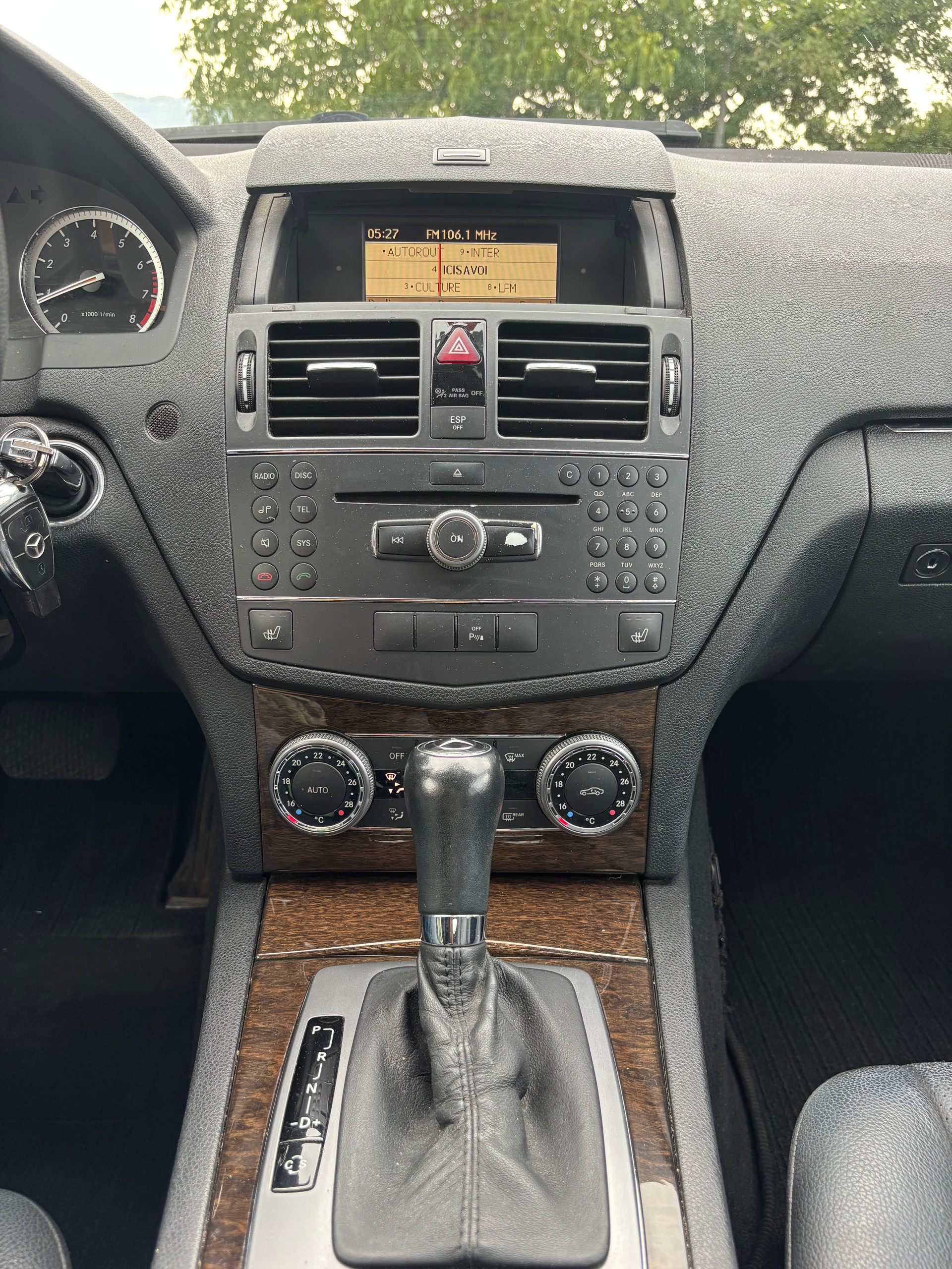 MERCEDES-BENZ C 180 Kompressor Elégance Automatic-image-9