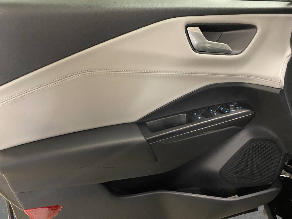 FORD Puma Gen-E Premium-image-11