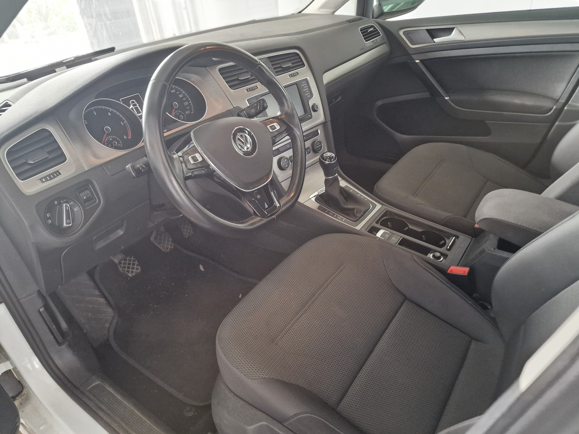 VW Golf 2.0 TDI Comfortline 4Motion 8x Alu 12Mt Gara-image-5