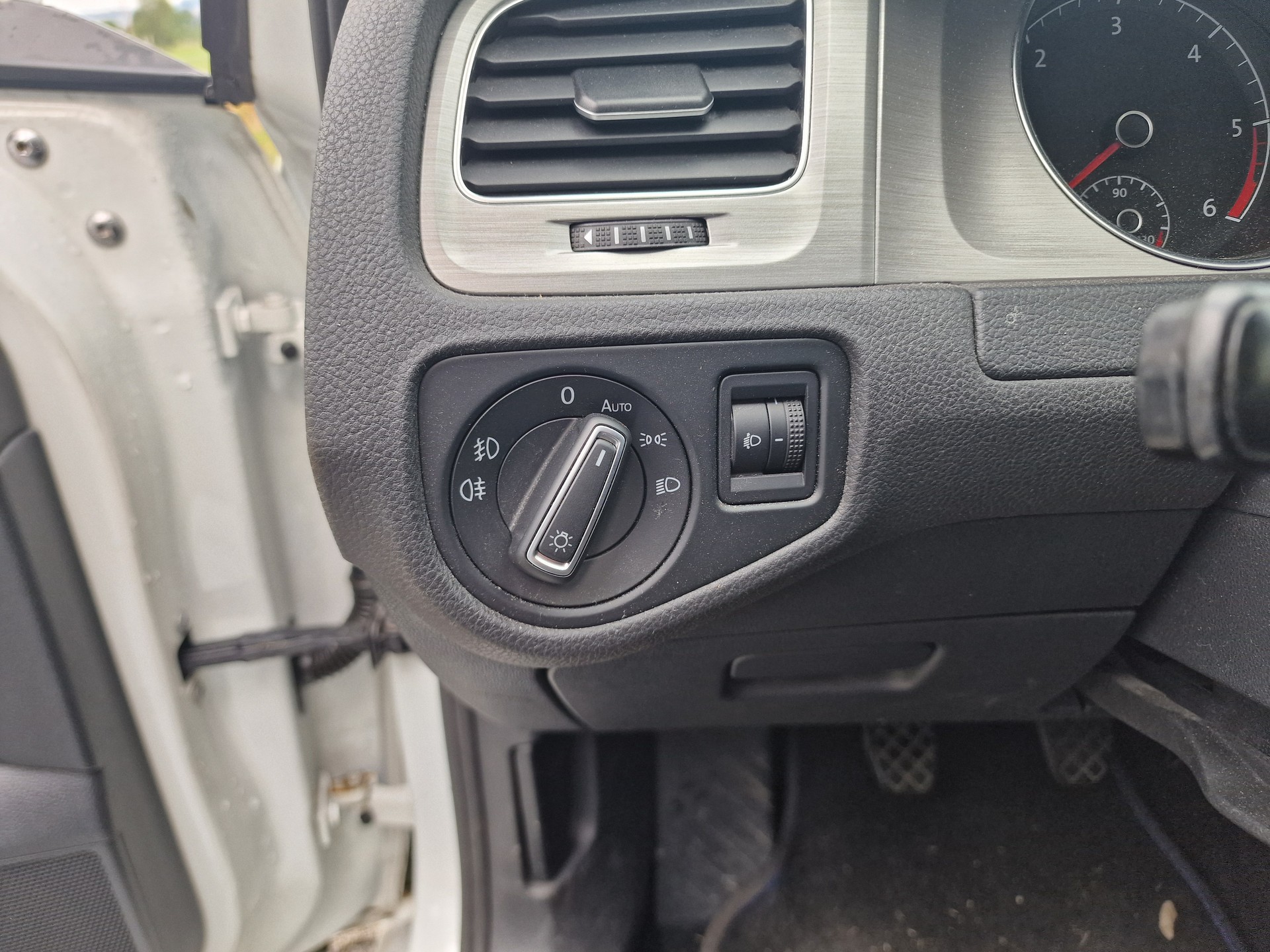 VW Golf 2.0 TDI Comfortline 4Motion 8x Alu 12Mt Gara-image-17