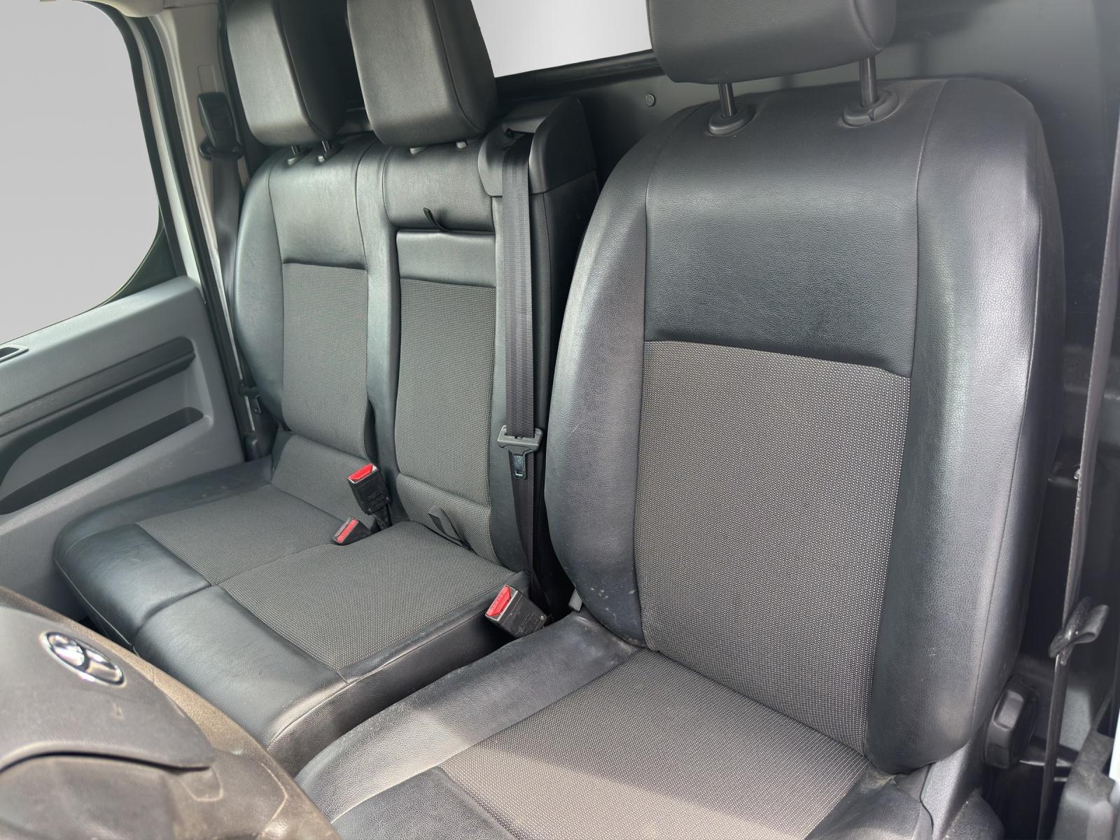 TOYOTA PROACE Van L0 1.6 D Terra-image-5