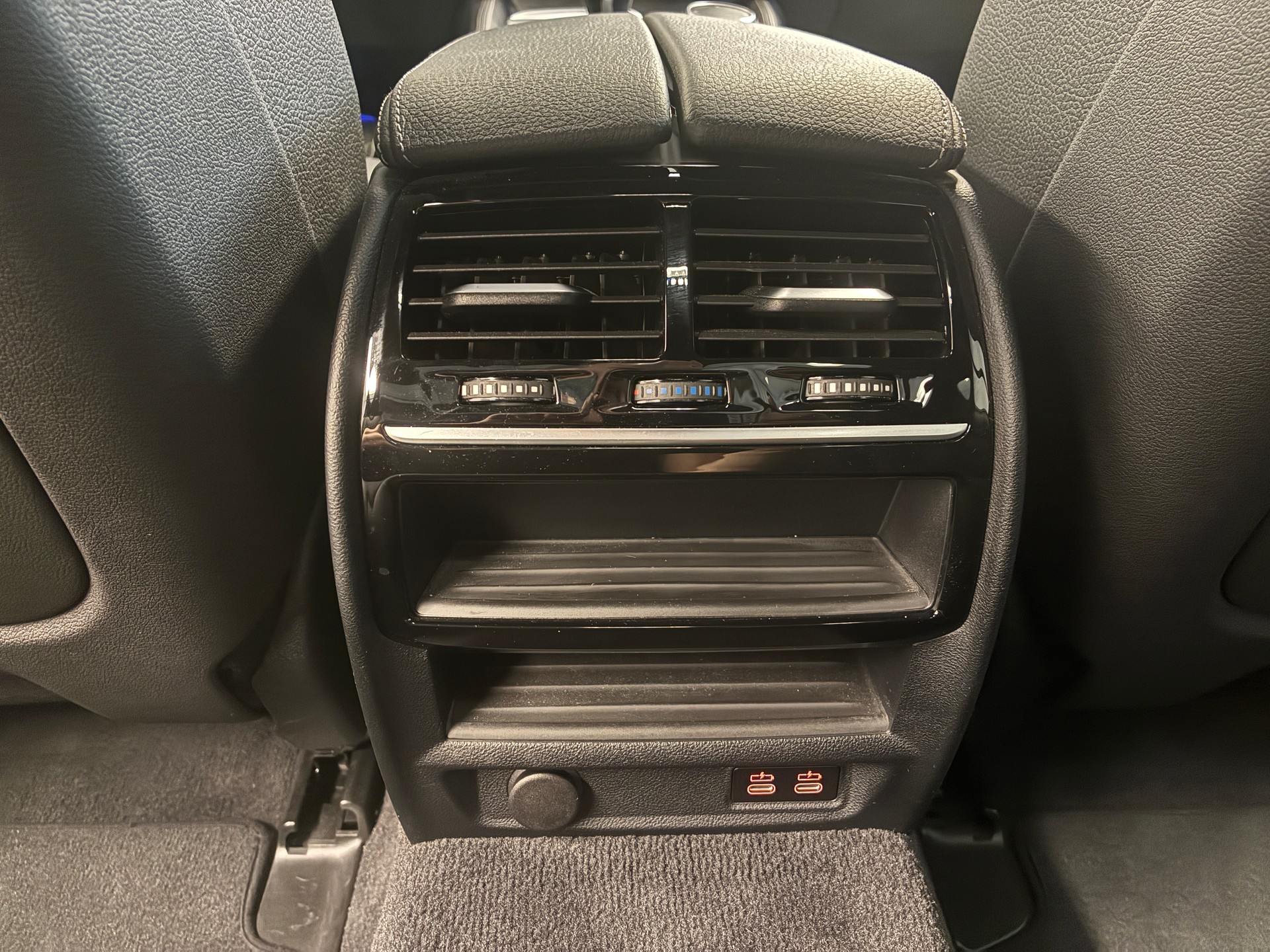 BMW 530e xDrive paddles-image-14