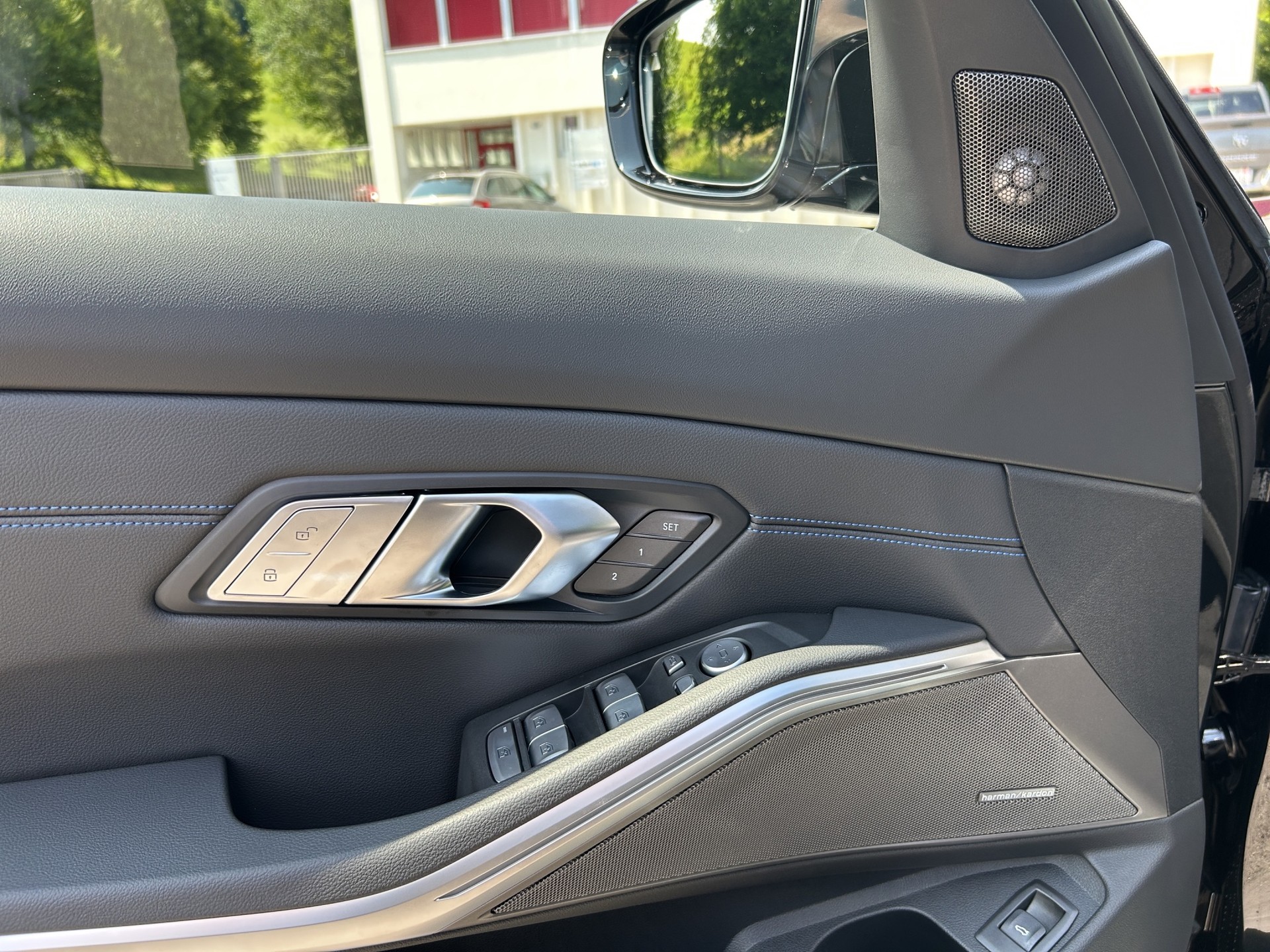 BMW M340i xDrive 48V Touring Steptronic M Sport Pro-image-10