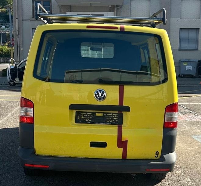 VW T5 2.0 TDI Entry-image-1