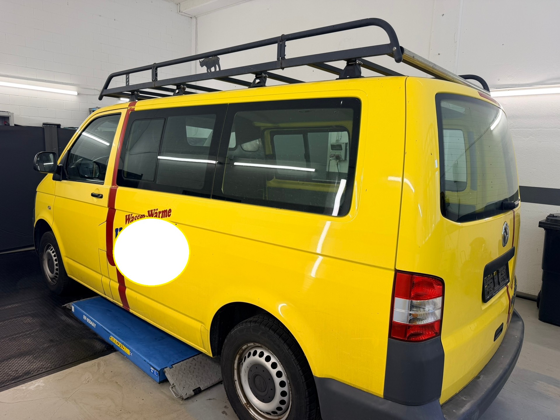 VW T5 2.0 TDI Entry-image-5