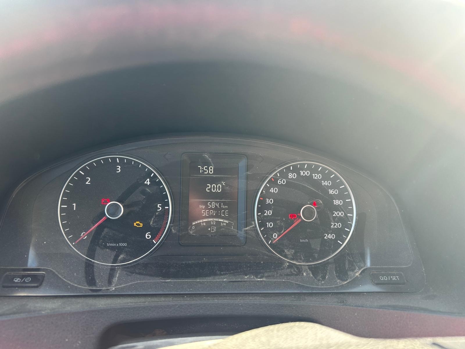 VW T5 2.0 TDI Entry-image-7
