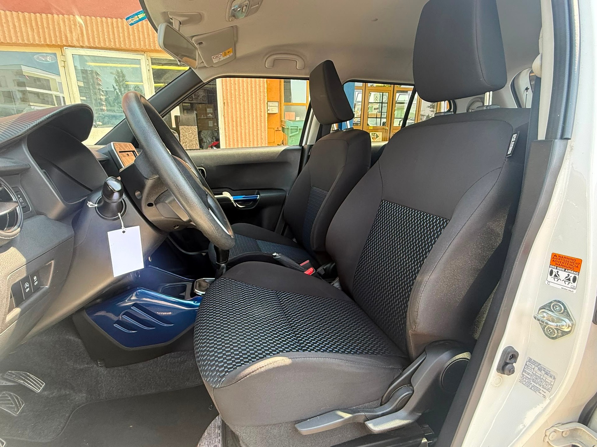 SUZUKI Ignis 1.2i Piz Sulai Hybrid 4x4-image-12