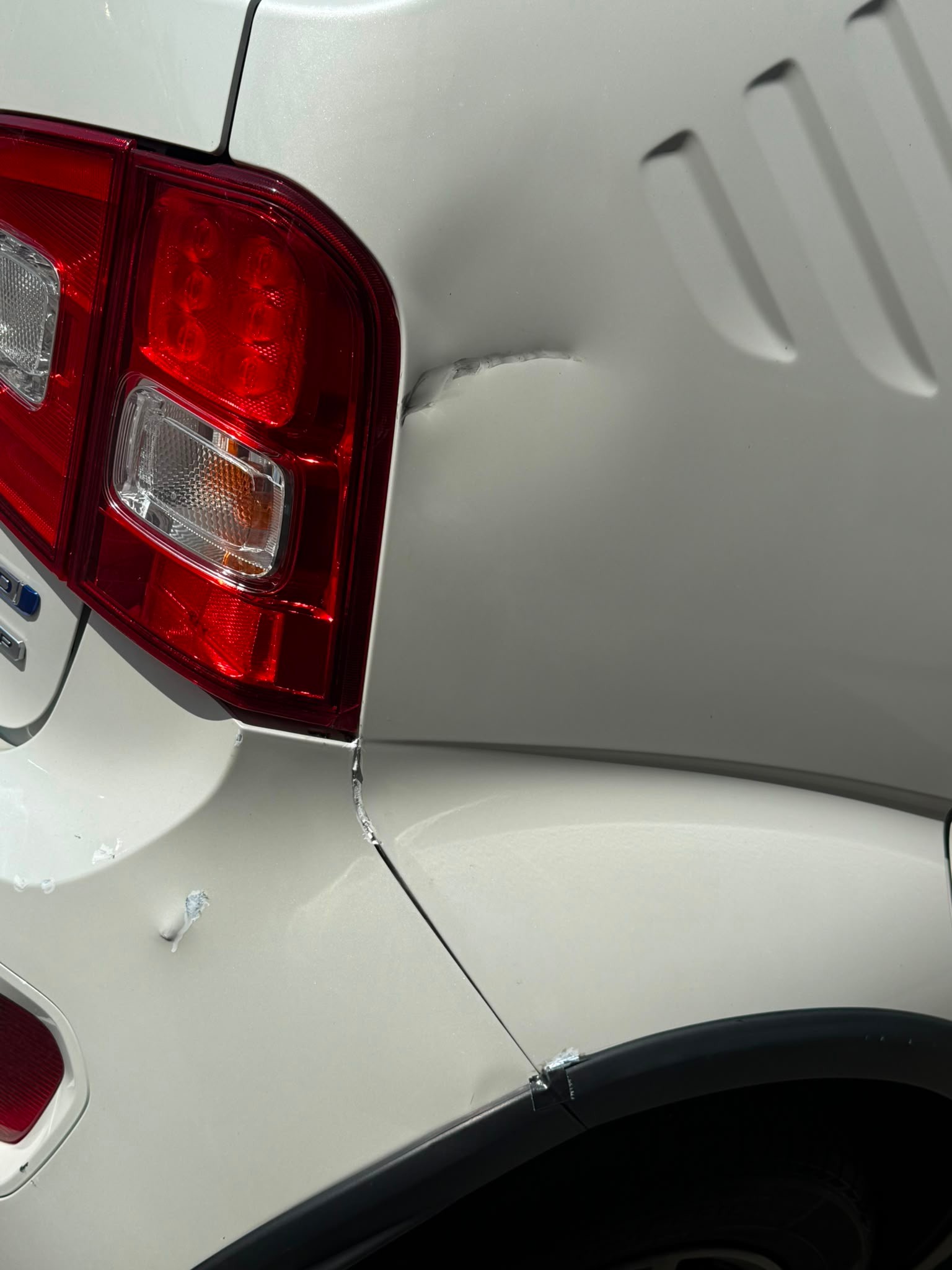 SUZUKI Ignis 1.2i Piz Sulai Hybrid 4x4-image-8
