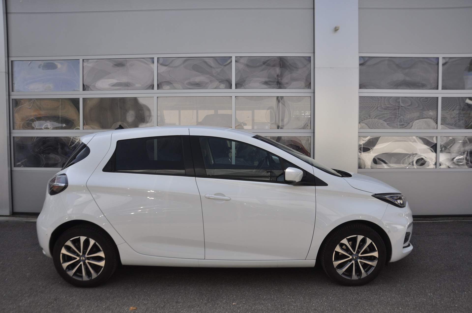 RENAULT Zoe Intens R135 (incl. Batterie)-image-1