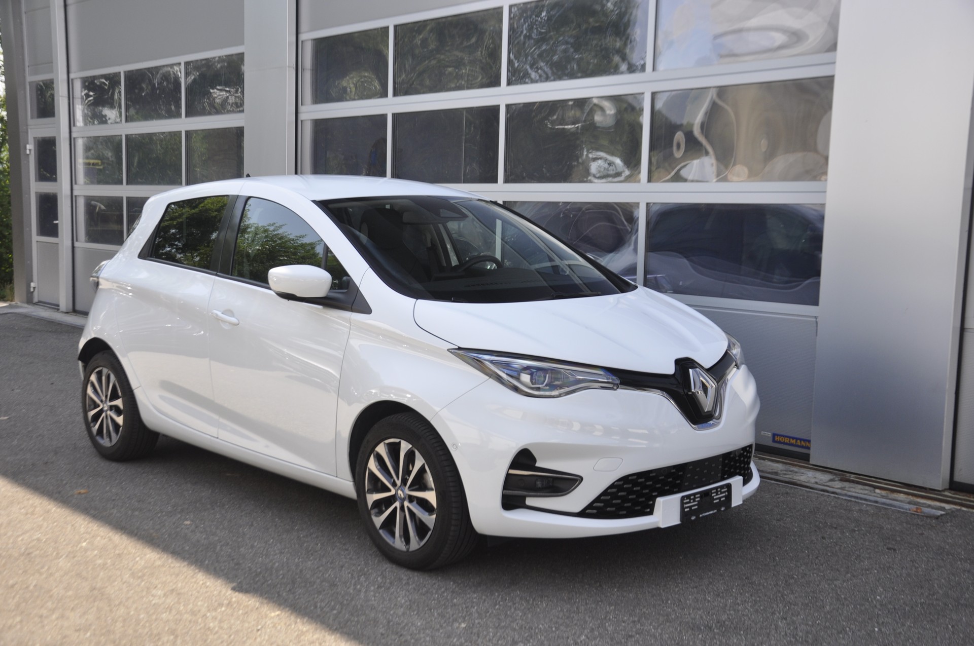 RENAULT Zoe Intens R135 (incl. Batterie)-image-0